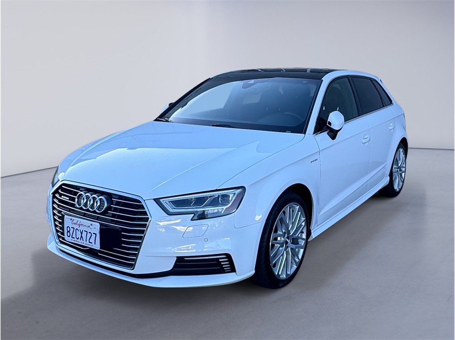 2018 Audi A3 Sportback e-tron 1.4T Prestige FWD    