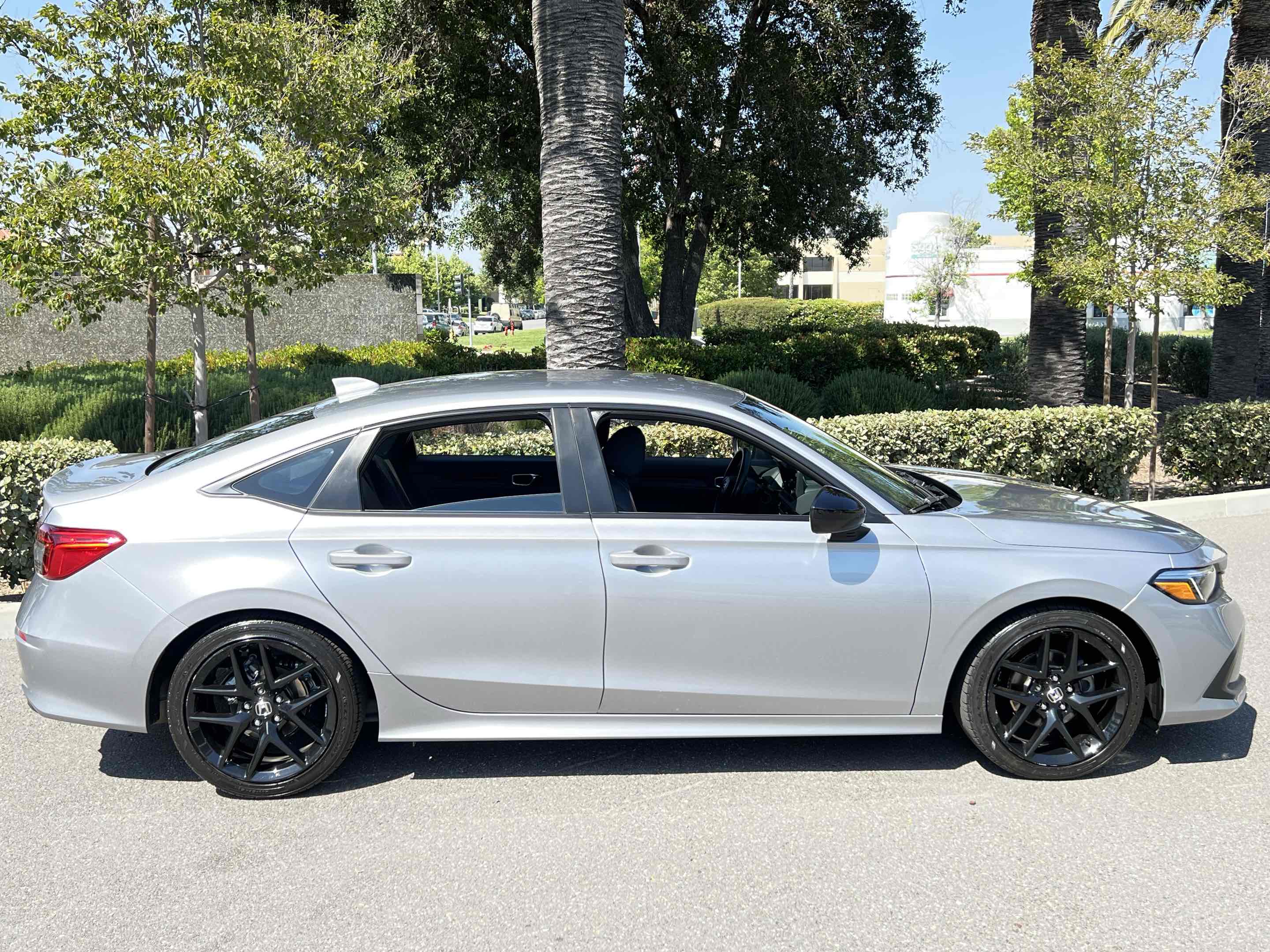 ☆ 2022改良モデル コンパチブル Apple Watc m シルバー 180 Sold 2022 Honda Civic Sedan Sport - KEYLESS START - PRICED TO SELL