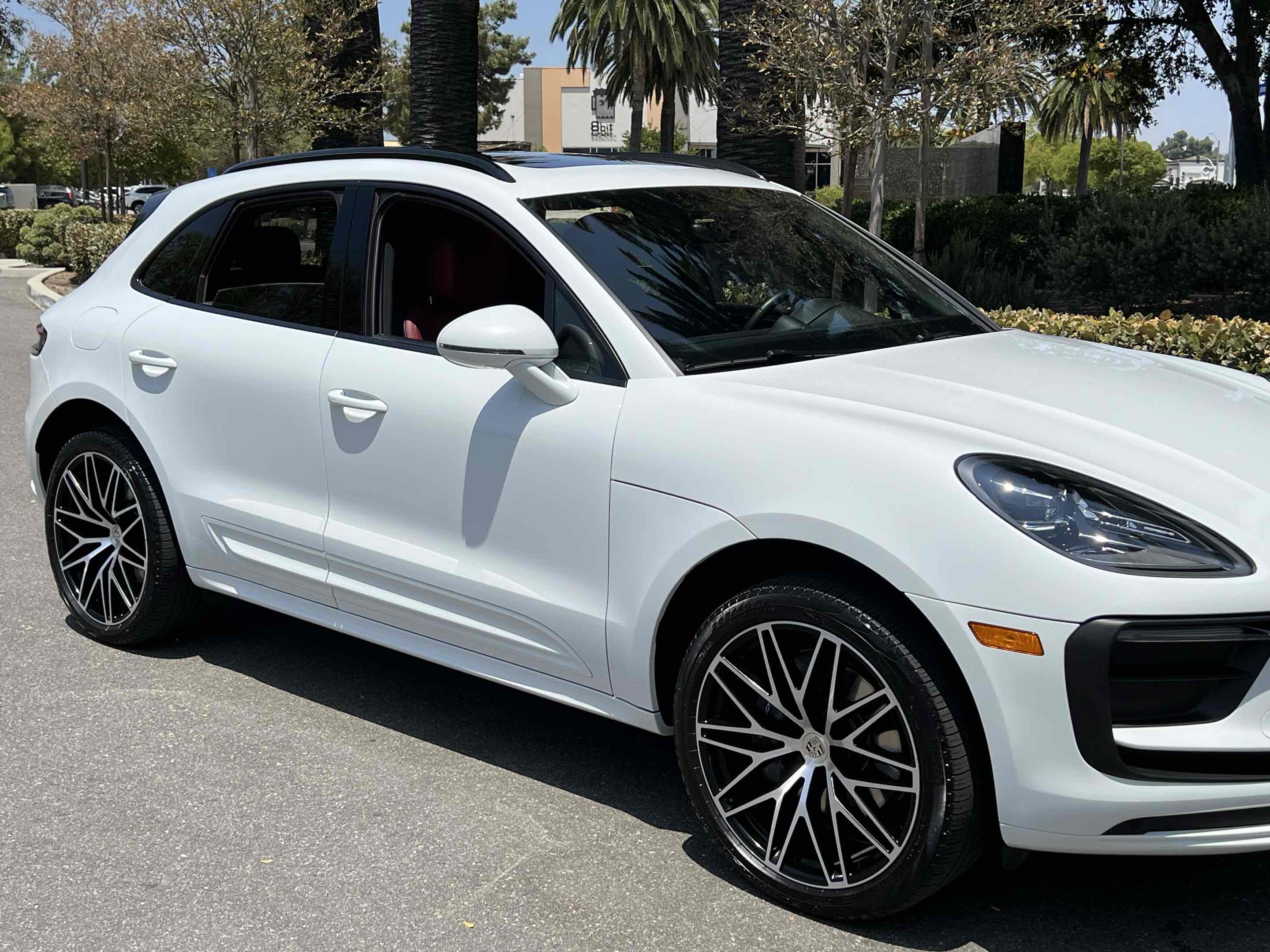 Sold 2022 Porsche Macan - EXTERIOR PACKAGE IN EXTERIOR COLOR in