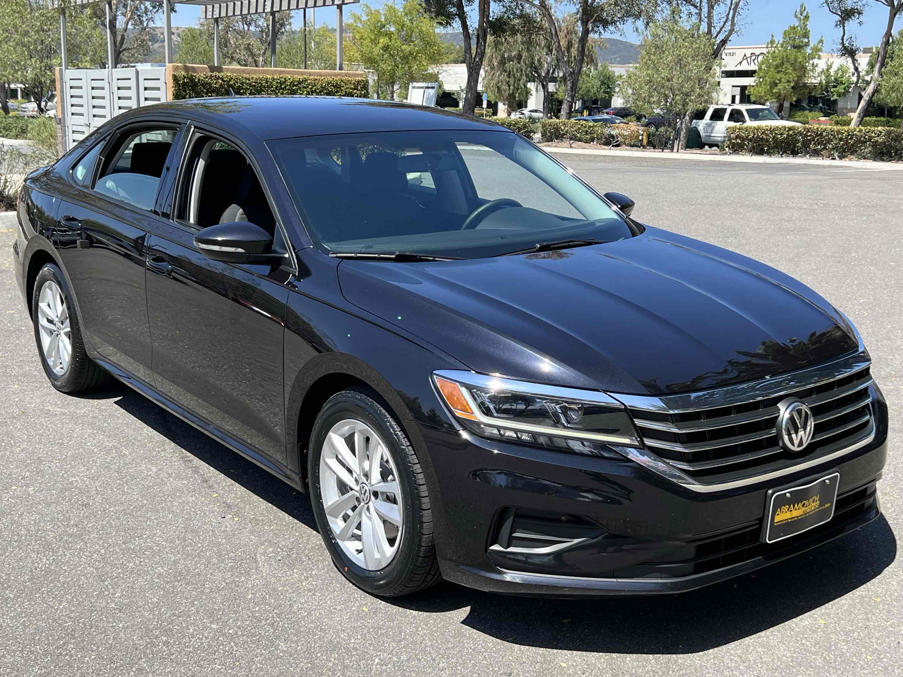 2021 Volkswagen Passat 2.0T S - SATELLITE RADIO - PRICED TO SELL