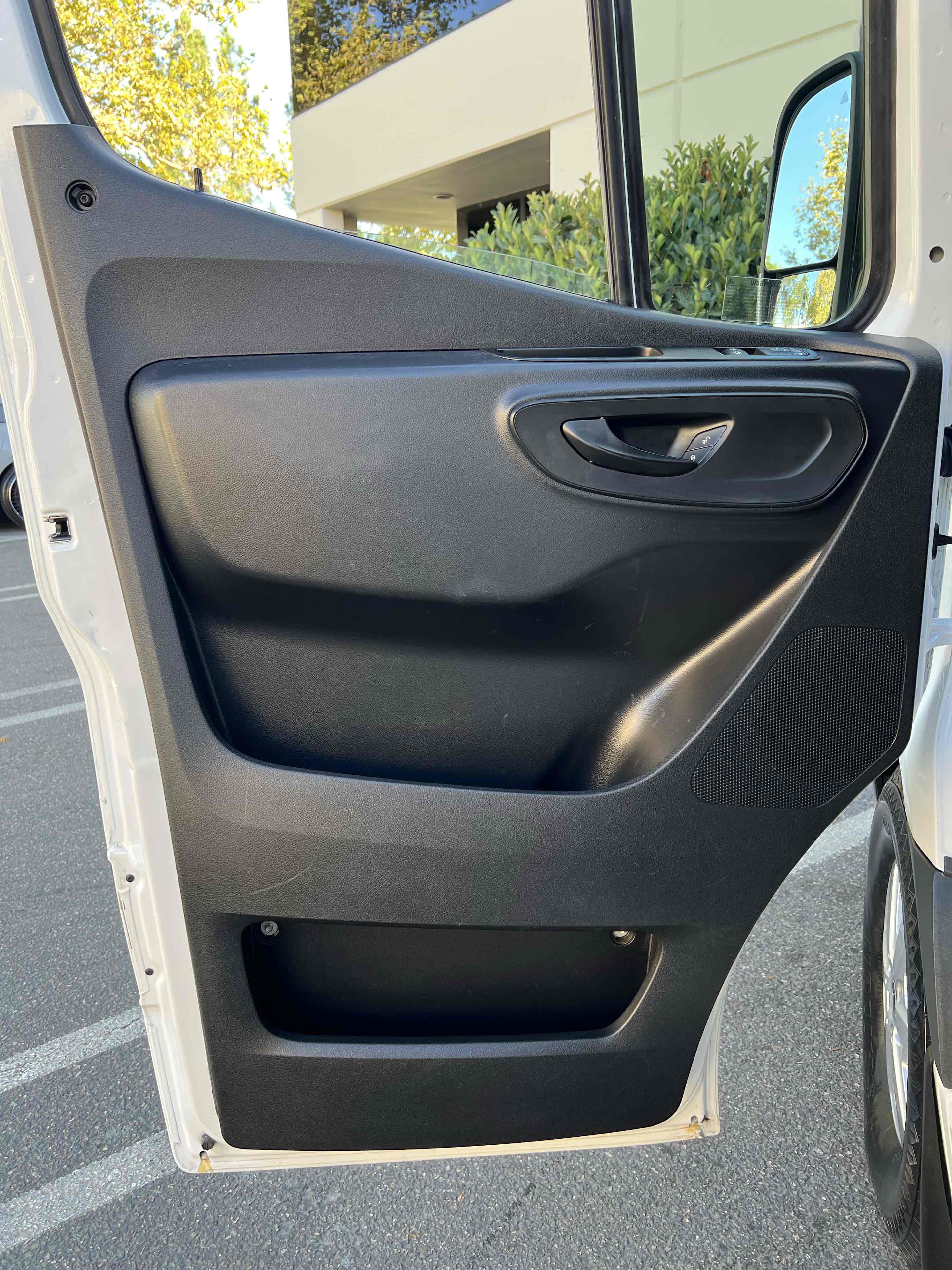 2022 Mercedes Benz Sprinter 1500 Standard Roof photo 49