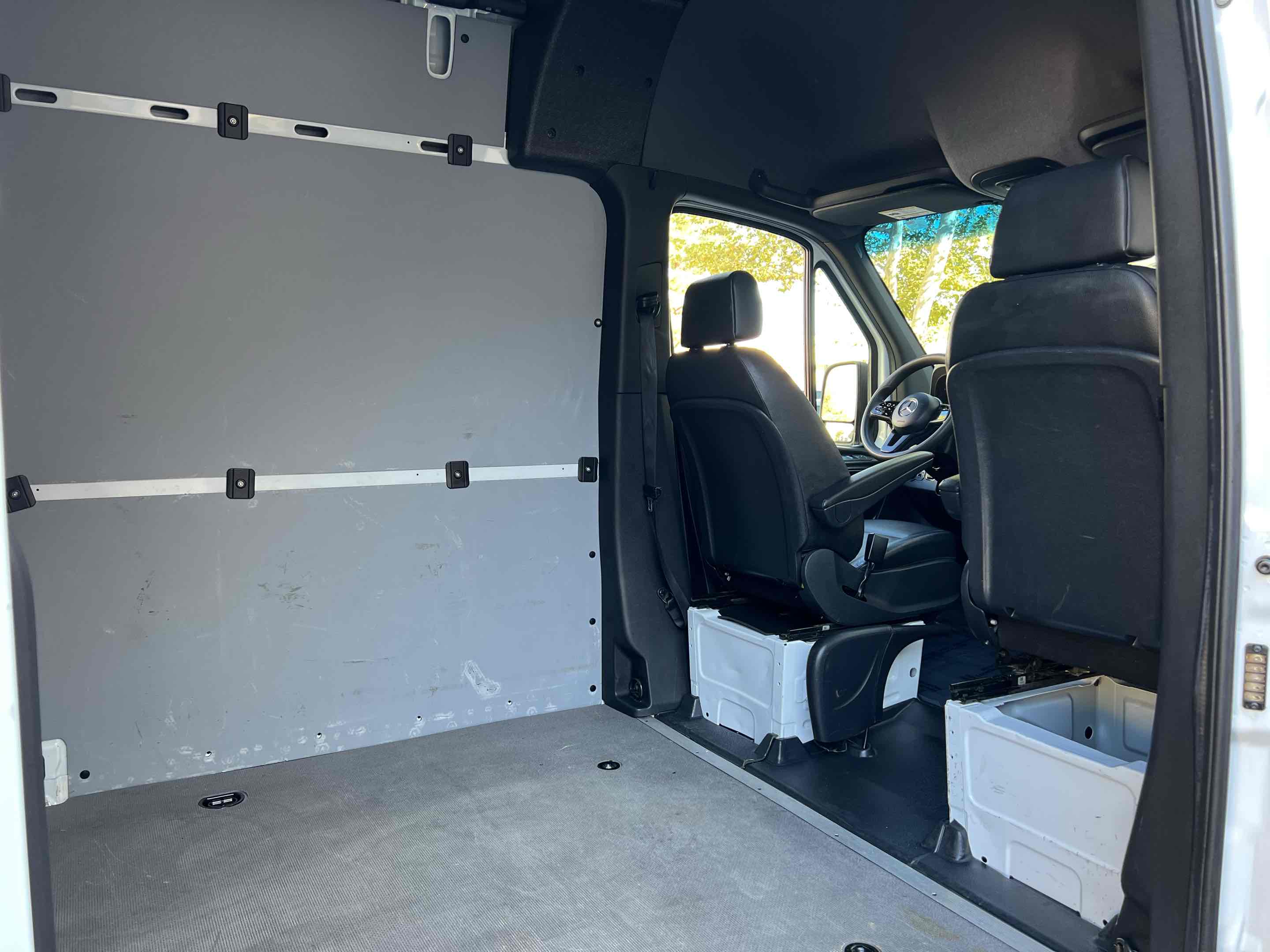 2022 Mercedes Benz Sprinter 1500 Standard Roof photo 45