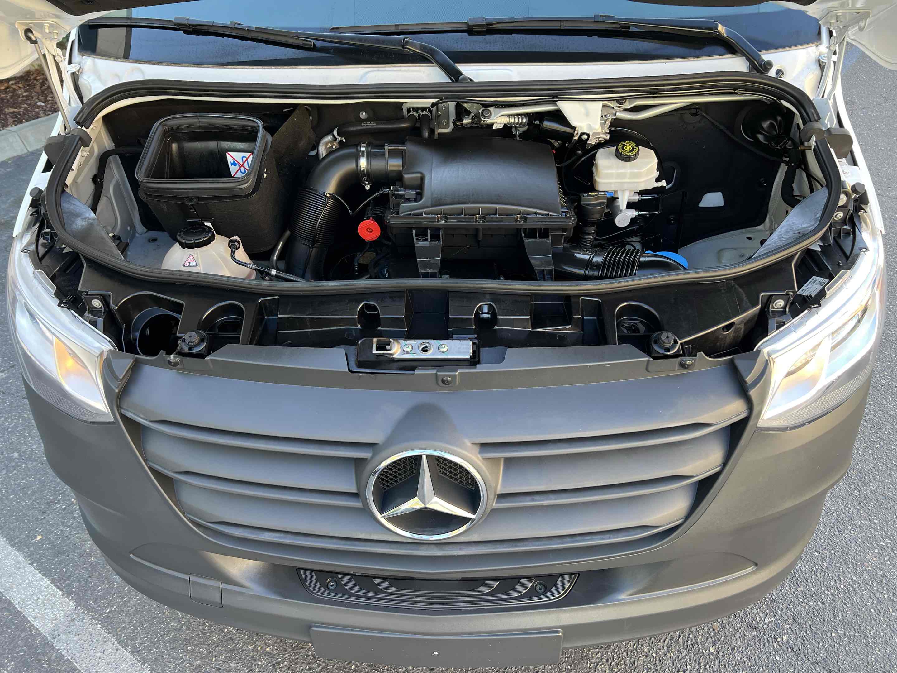 2022 Mercedes Benz Sprinter 1500 Standard Roof photo 20