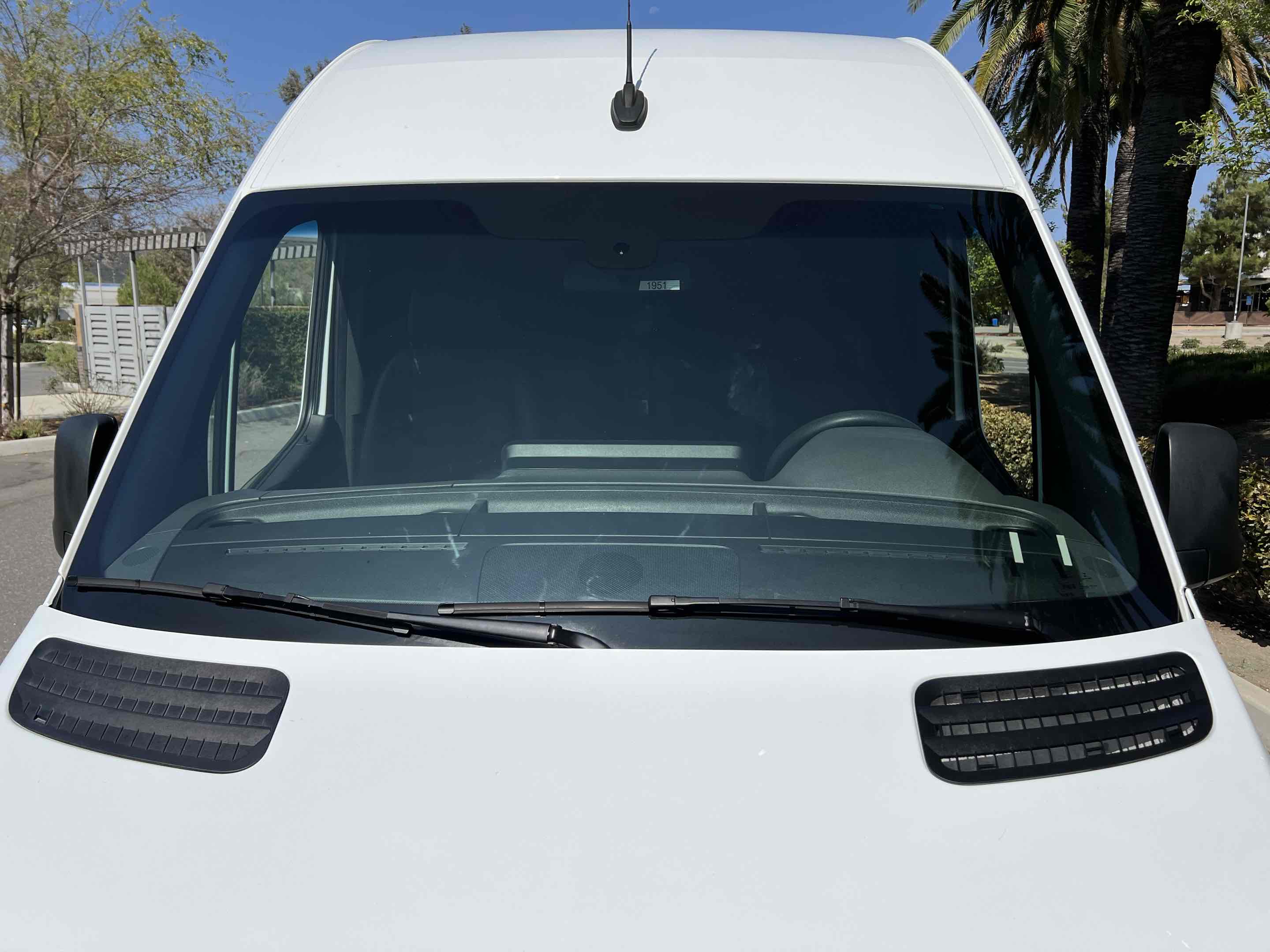 2022 Mercedes Benz Sprinter 1500 Standard Roof photo 40