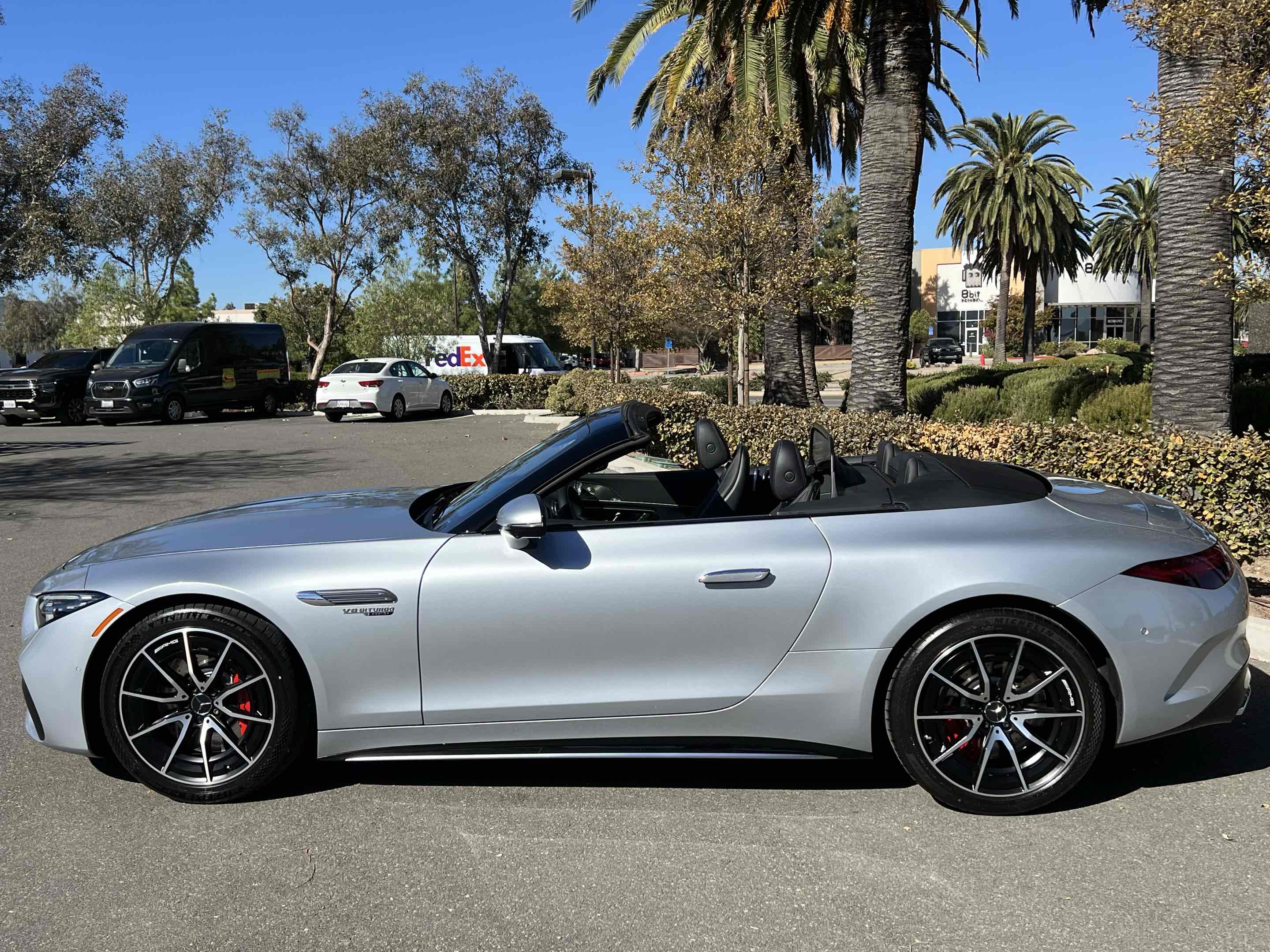 Chelsy【289 Le Lien】様 リクエスト 2点 a171 a111 Sold 2022 Mercedes-Benz AMG SL 55 Roadster - BLACK MICROFIBER