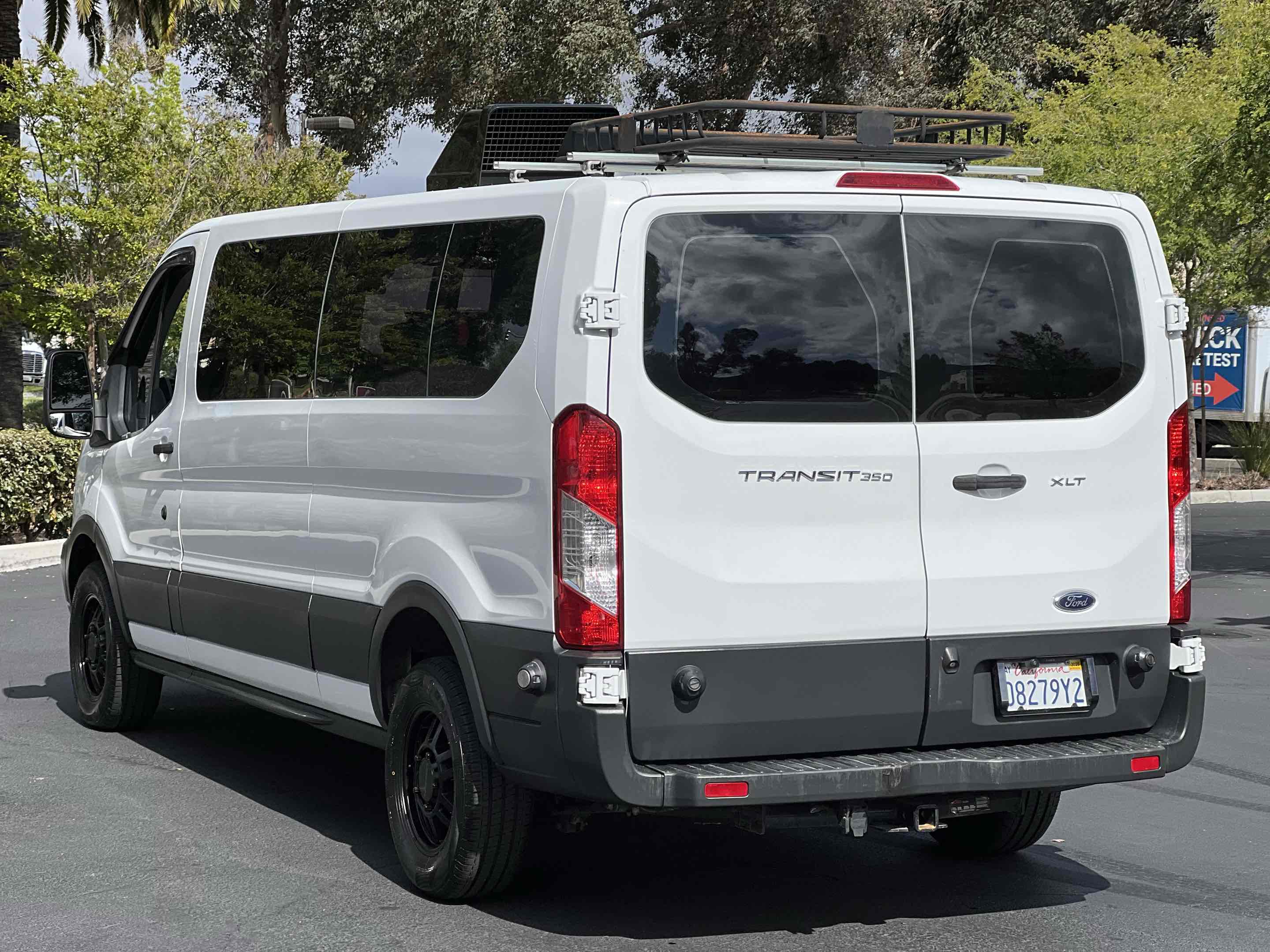2016 Ford Transit XL photo 2