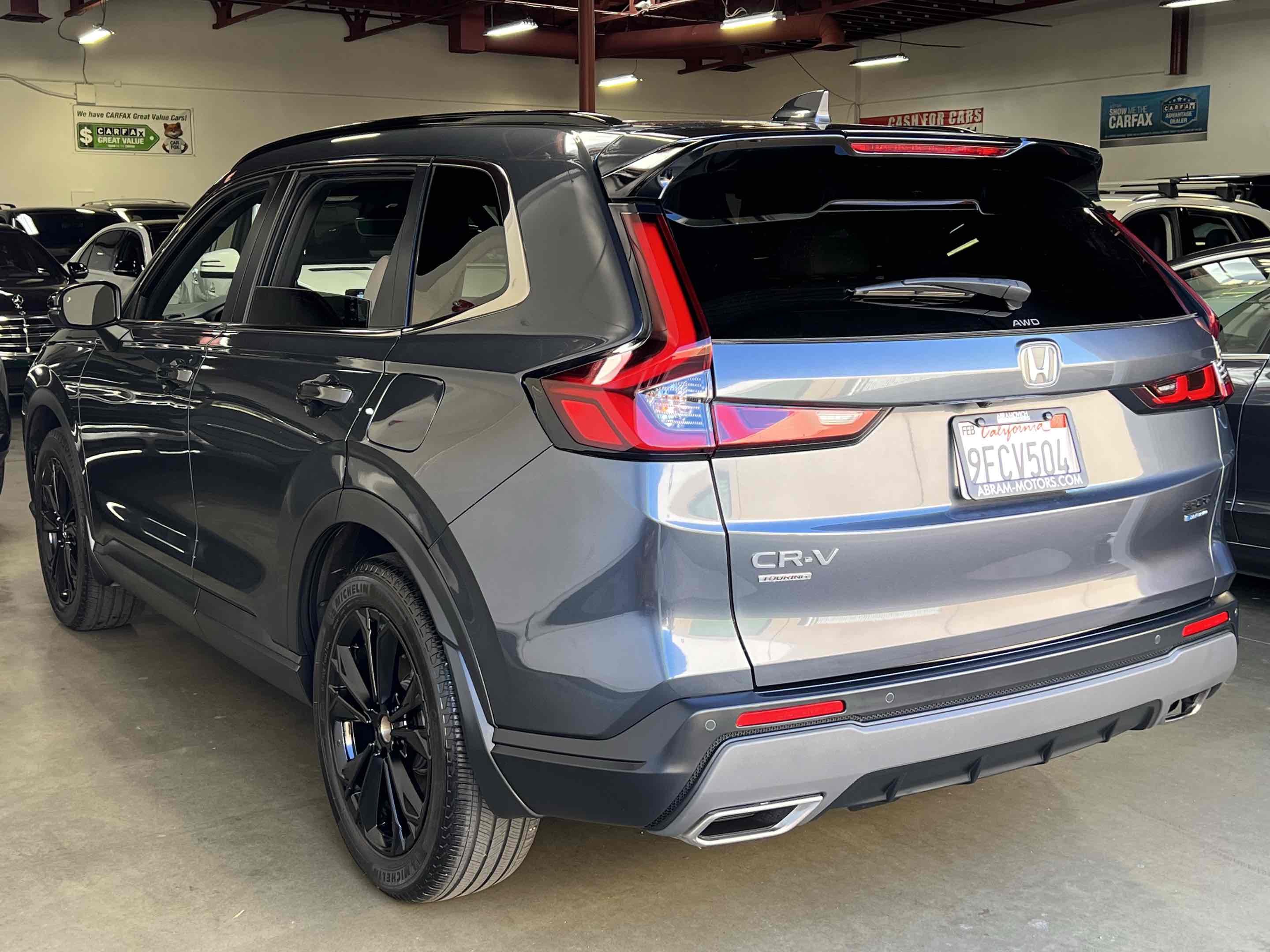 2023 Honda CR-V Sport Touring photo 4