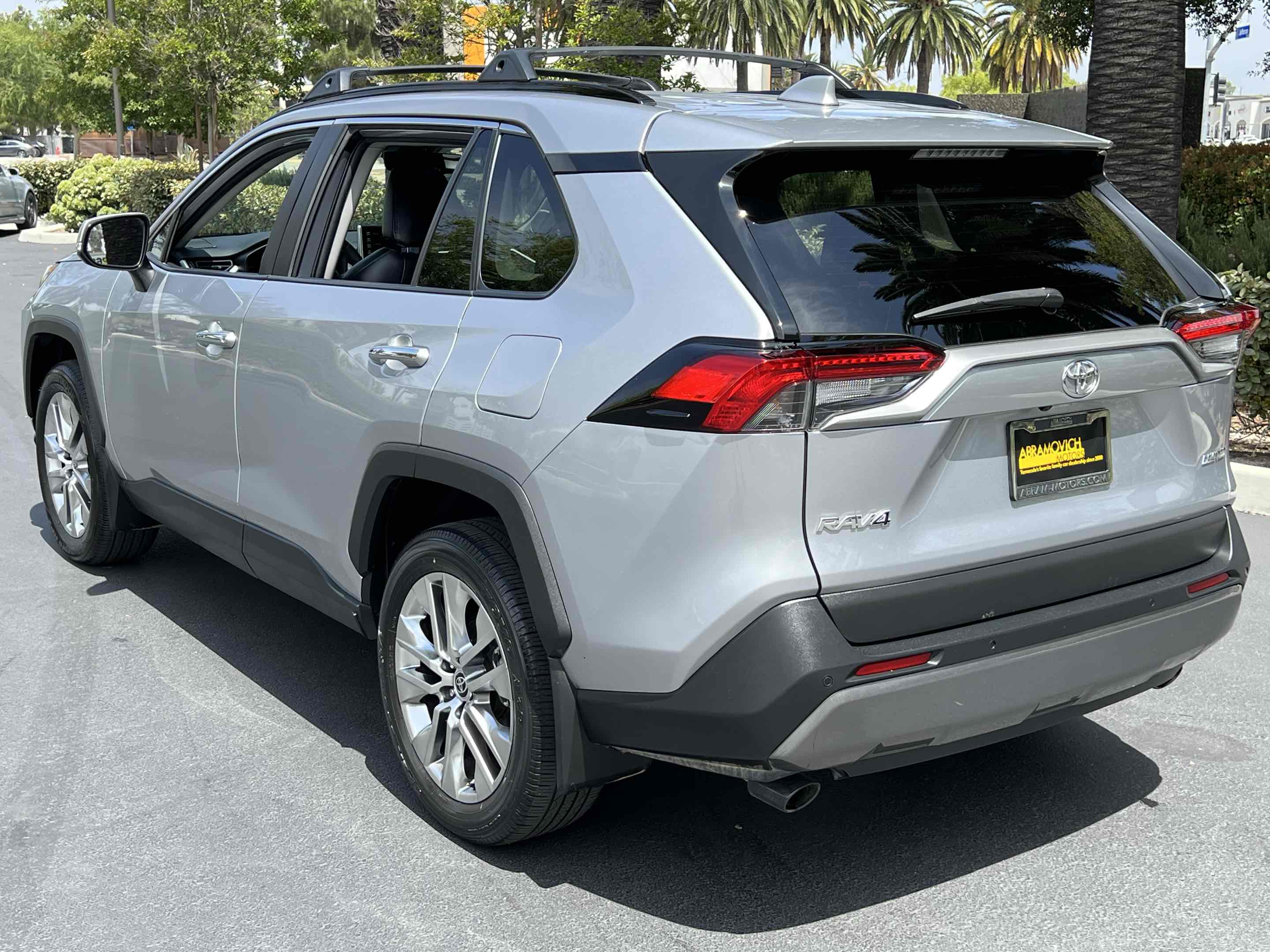 2021 Toyota RAV4 Limited photo 2