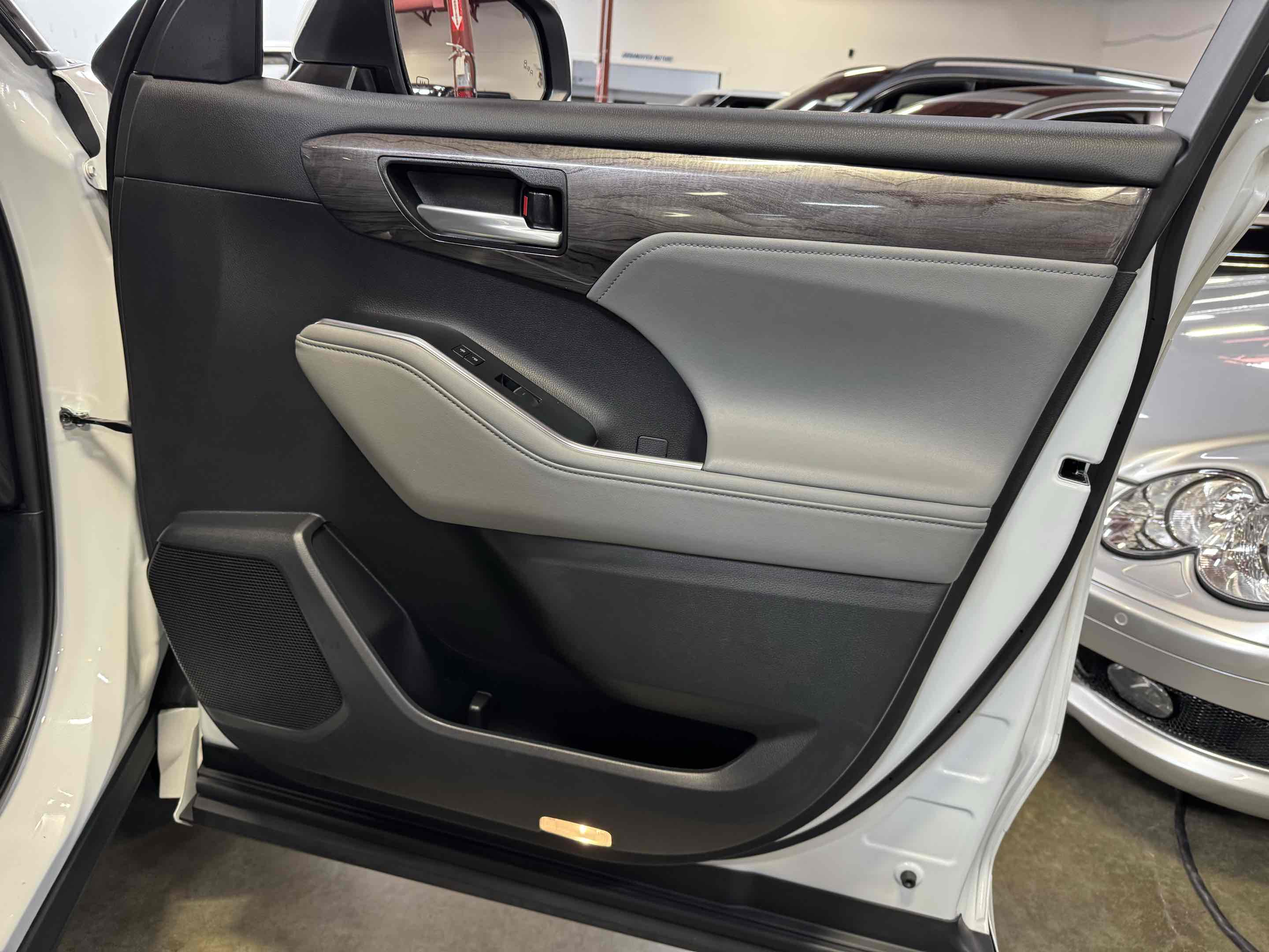 2023 Toyota Highlander Platinum - Photo 71