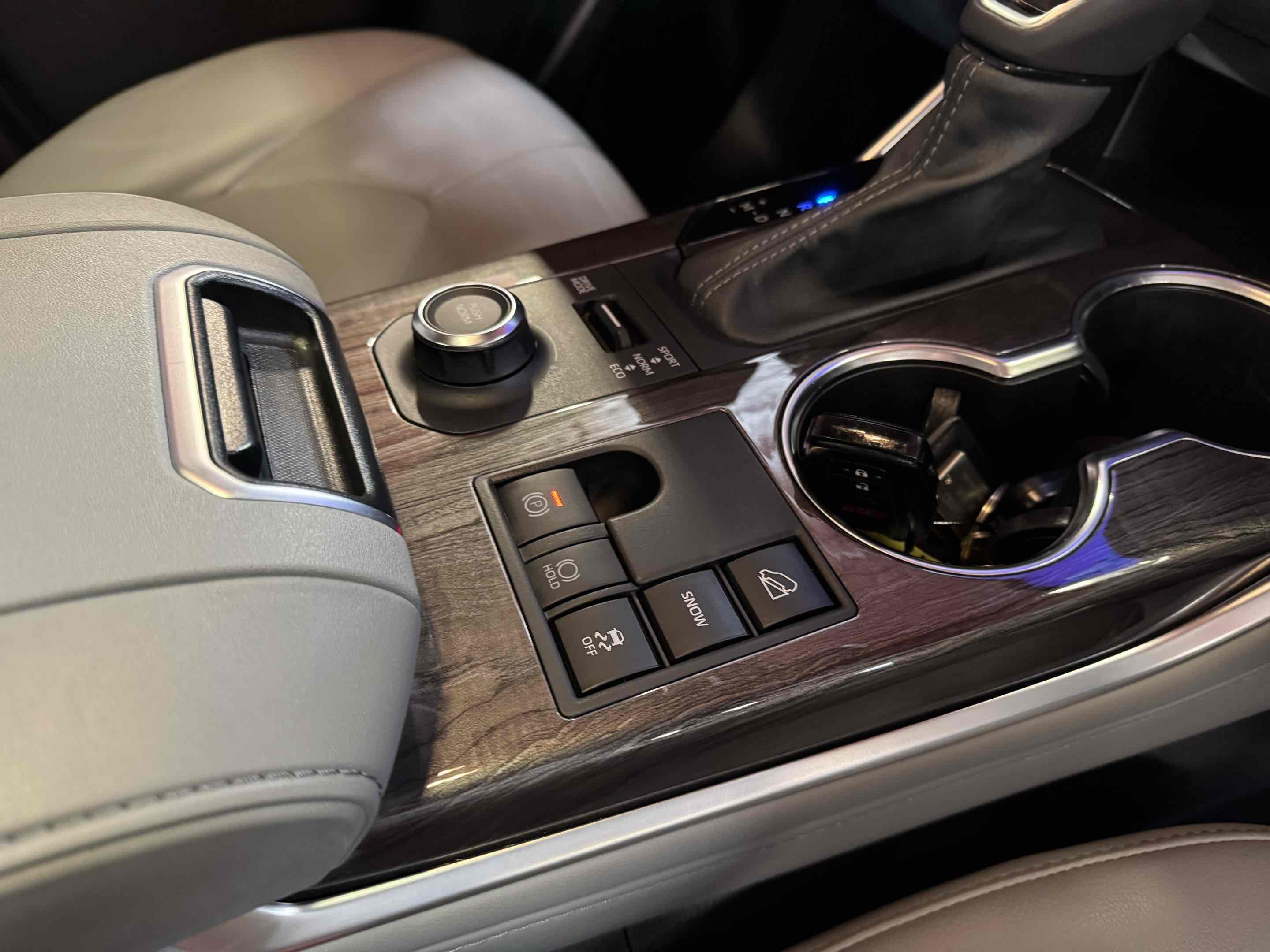 2023 Toyota Highlander Platinum - Photo 41