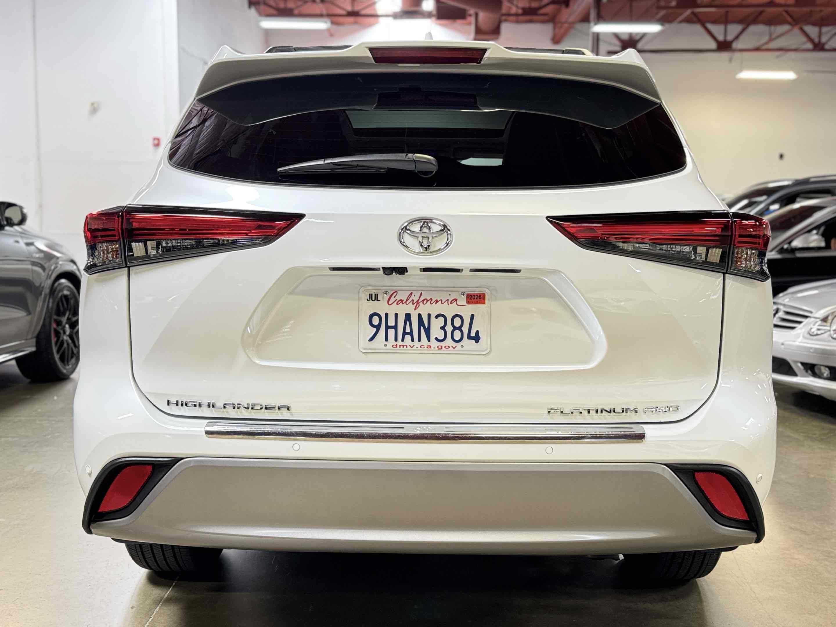 2023 Toyota Highlander Platinum - Photo 30
