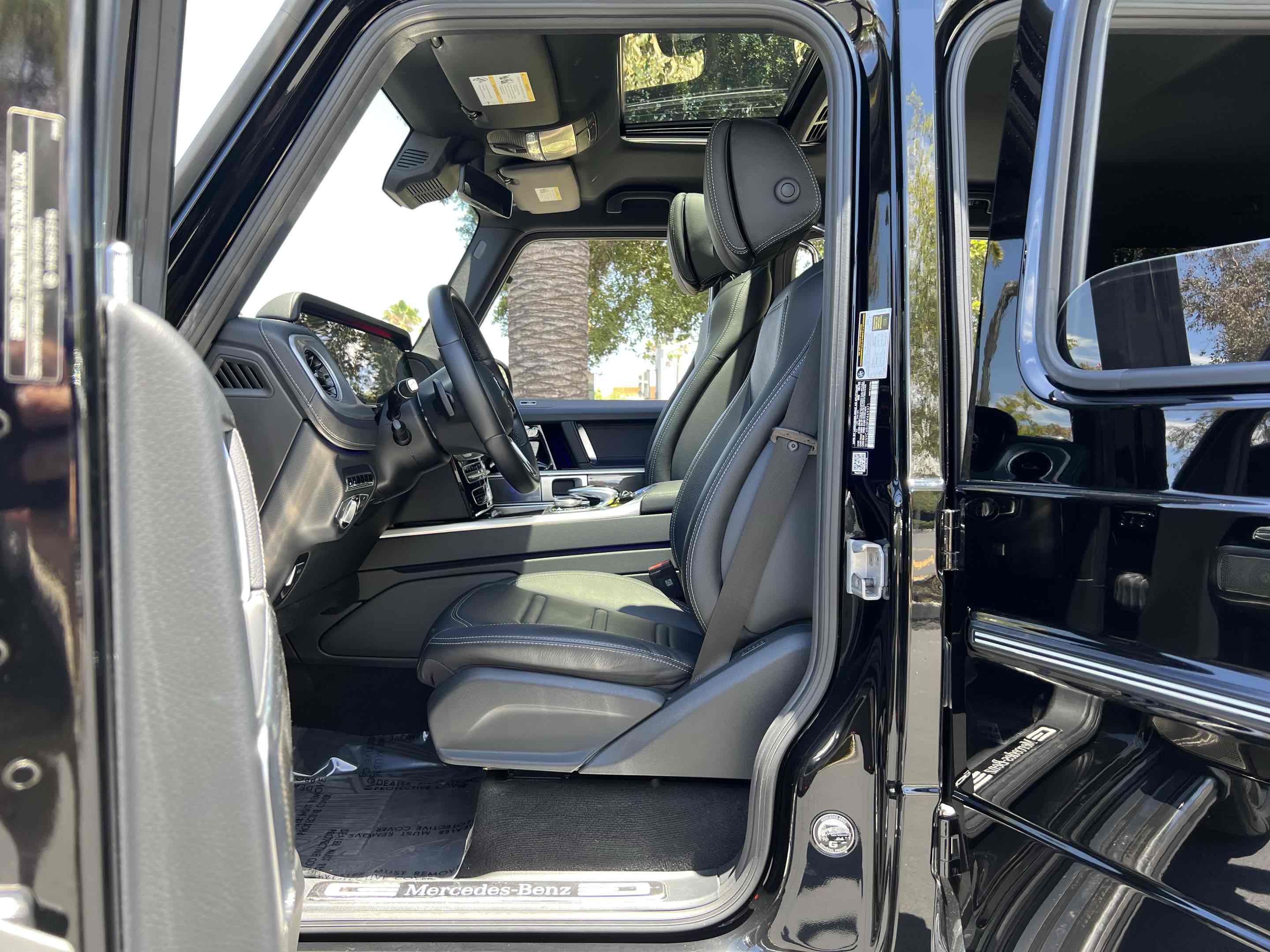 2023 Mercedes Benz G 550 photo 4