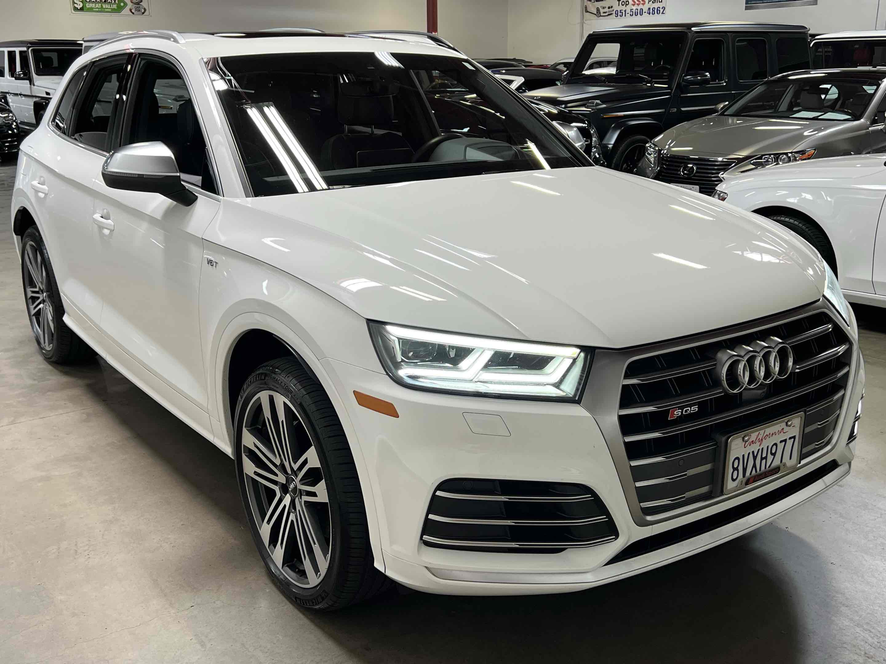 2018 Audi SQ5 Prestige photo 3