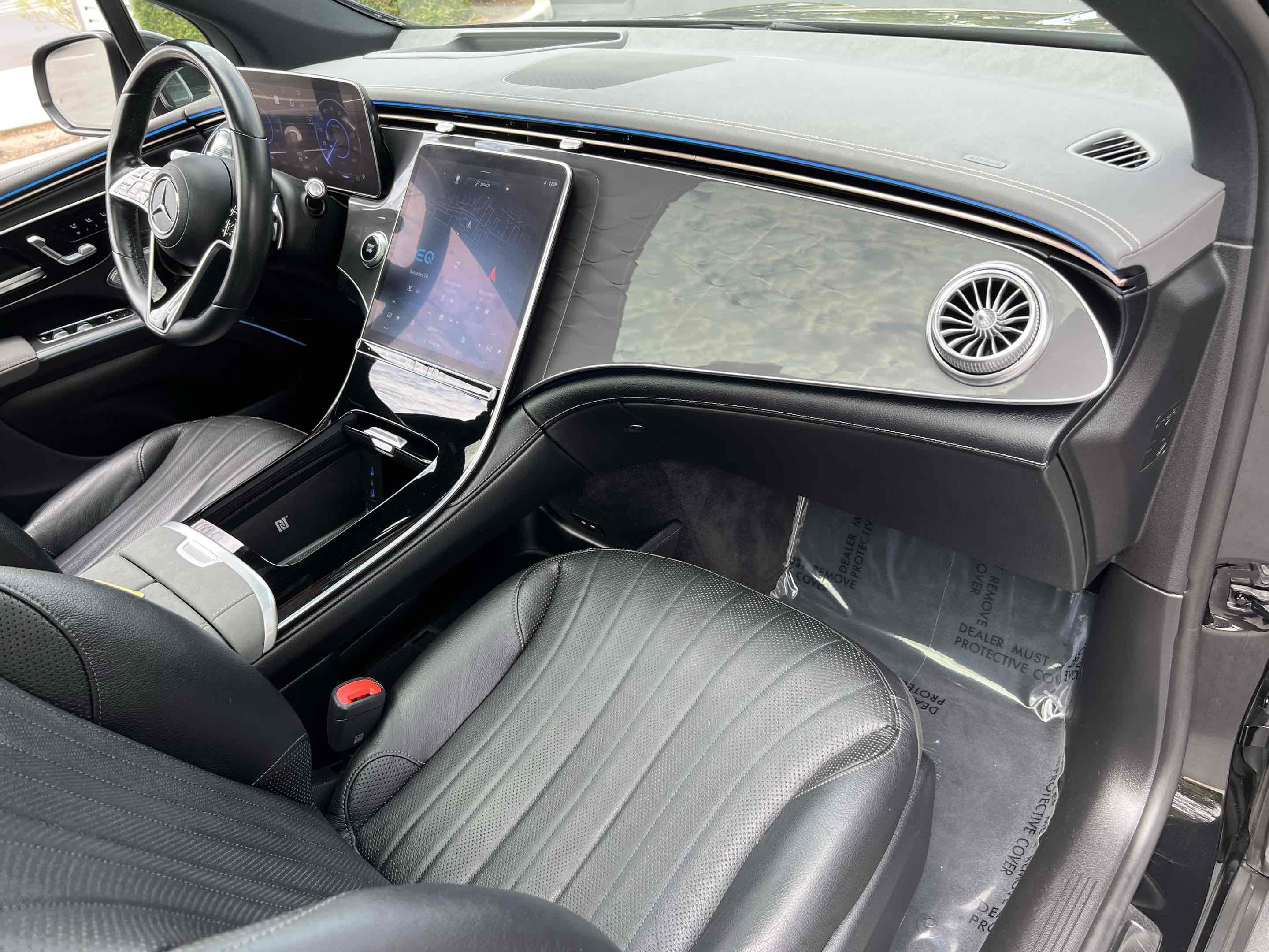 2023 Mercedes Benz EQS SUV 450 photo 3