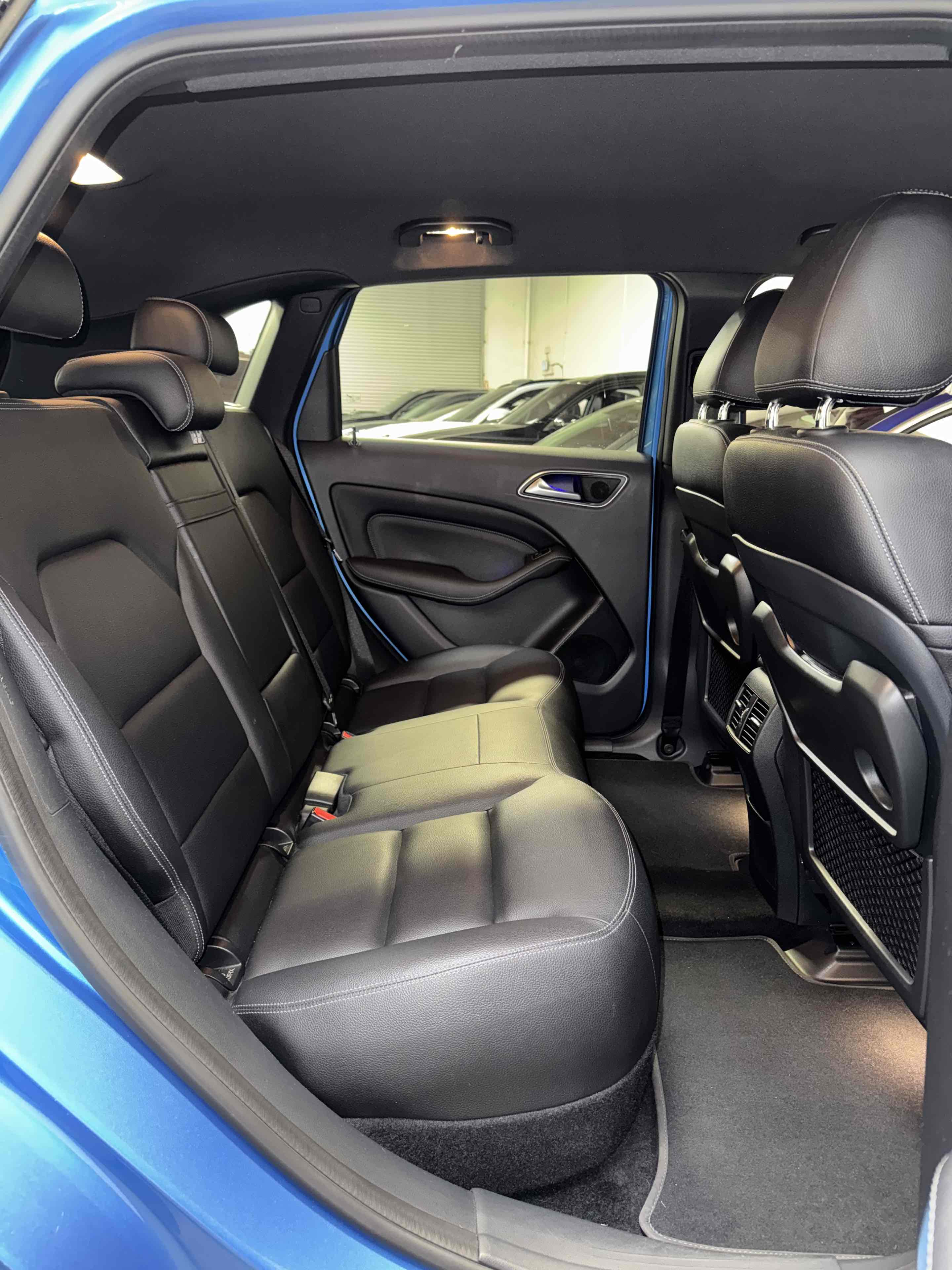 2016 Mercedes Benz B photo 42