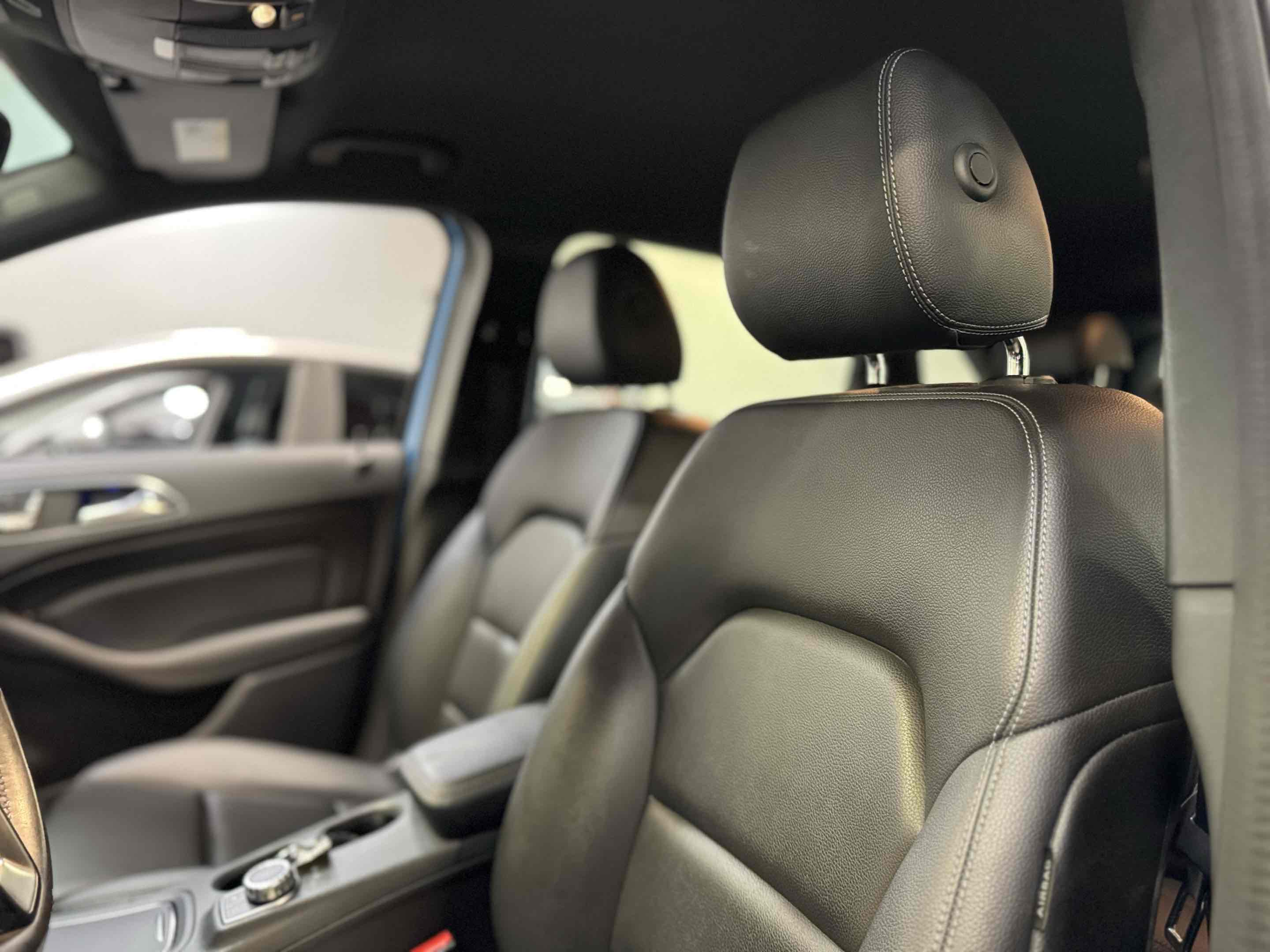 2016 Mercedes Benz B photo 38
