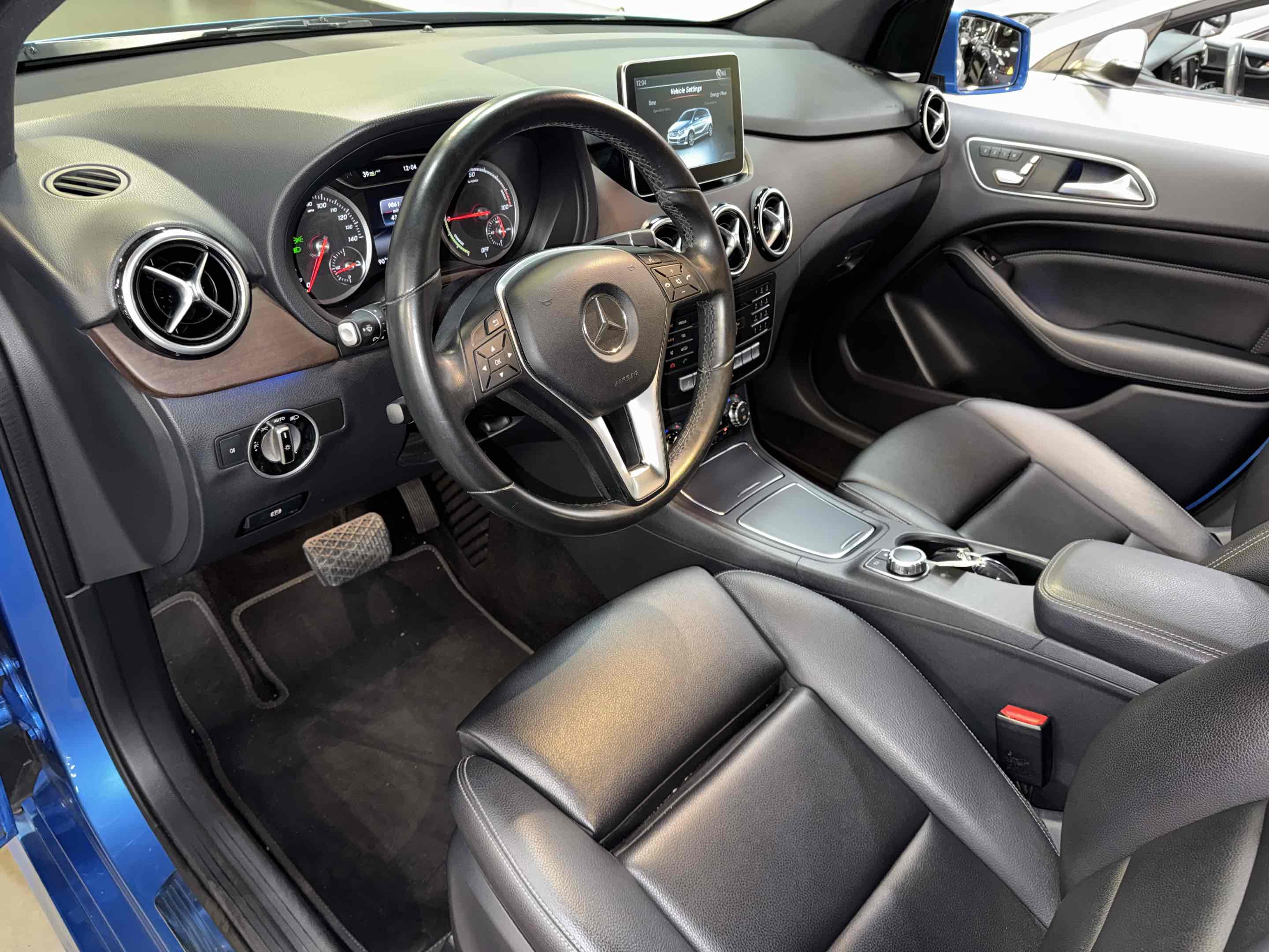 2016 Mercedes Benz B photo 5