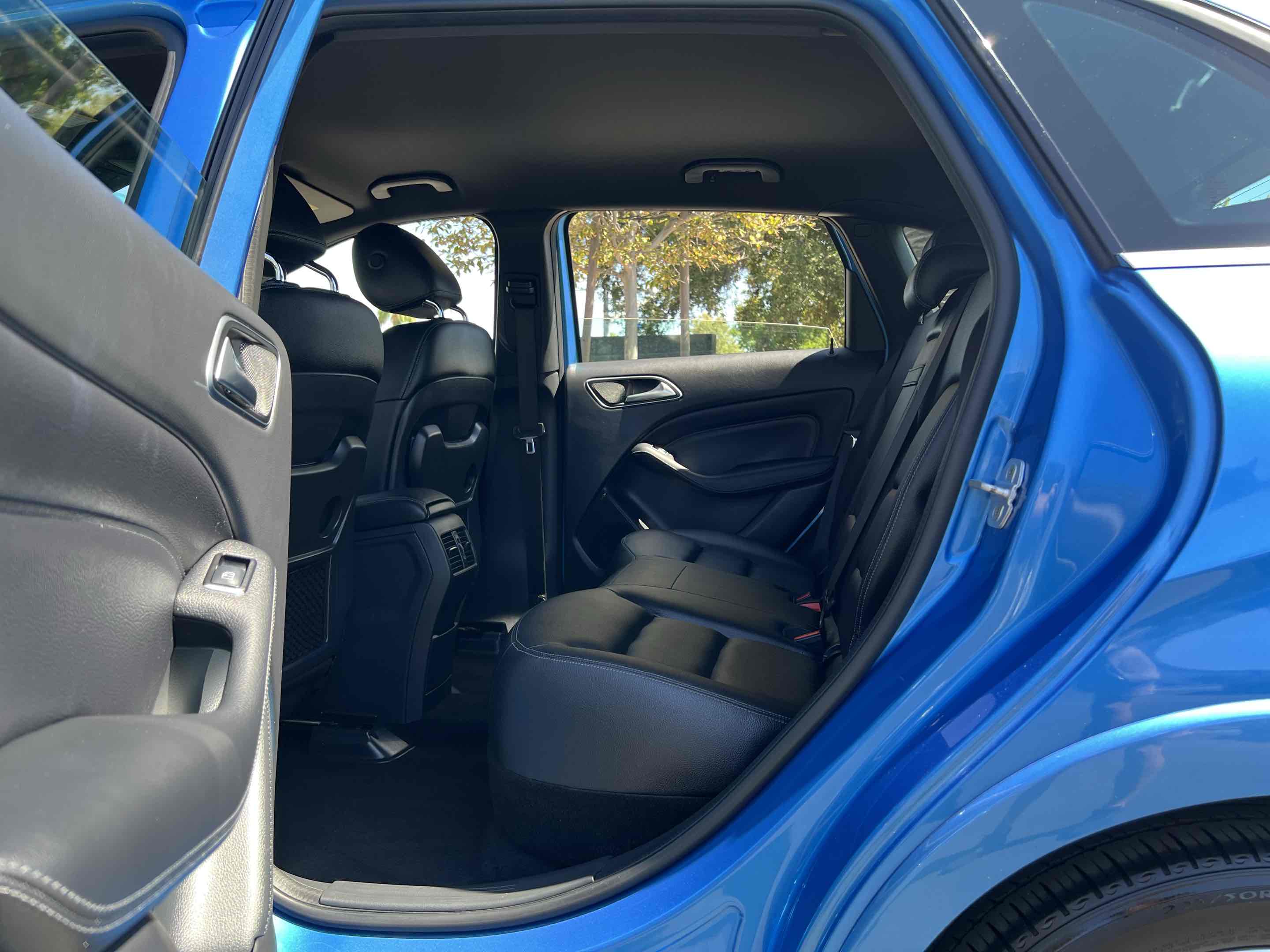 2016 Mercedes Benz B photo 46