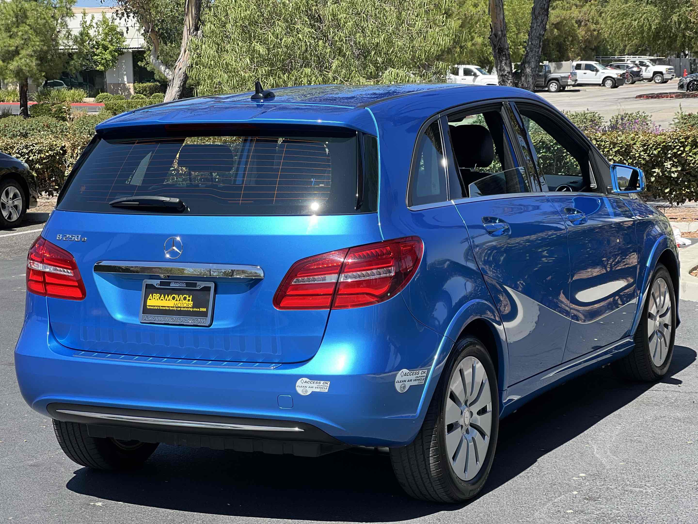 2016 Mercedes Benz B photo 16