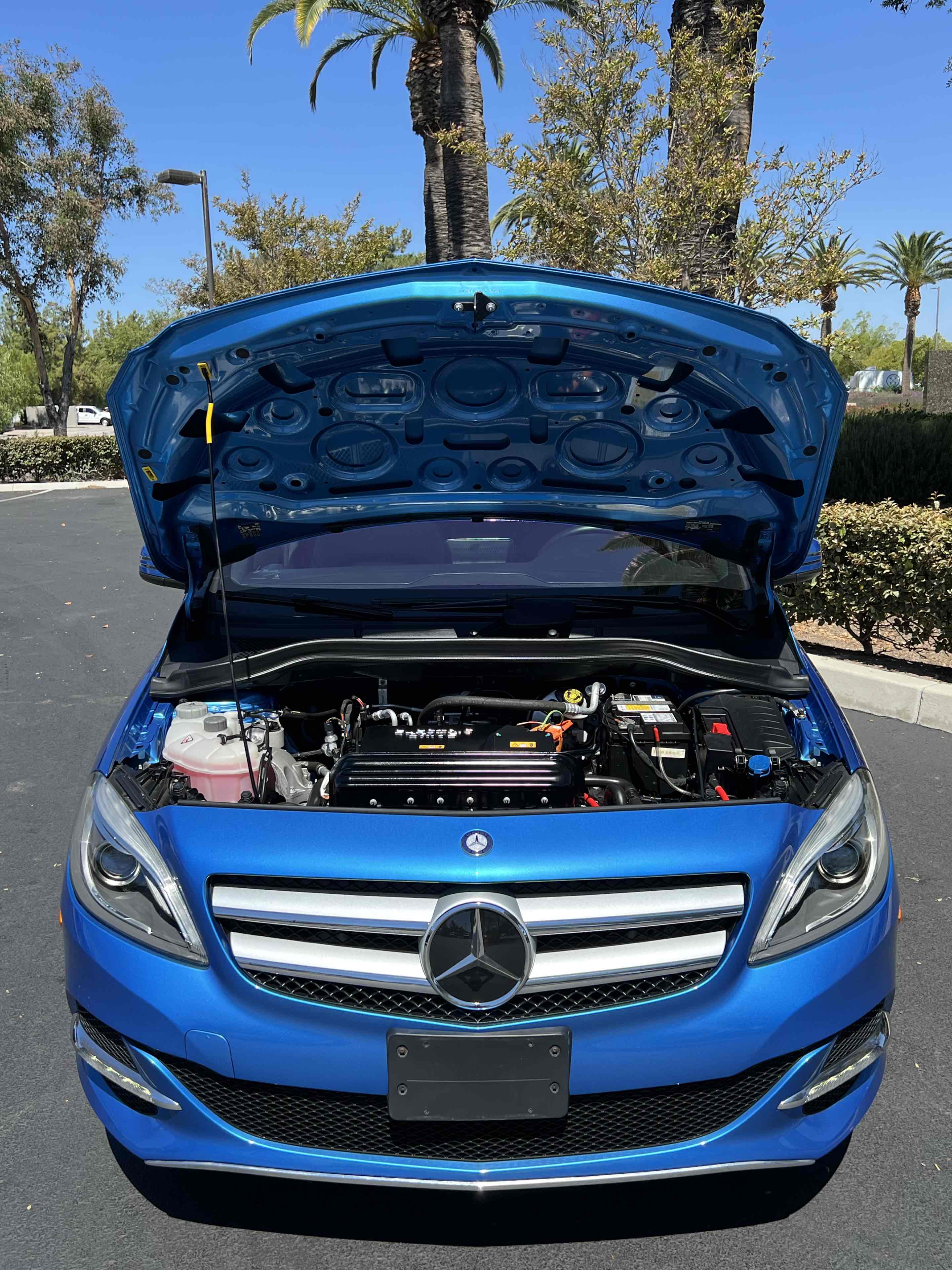 2016 Mercedes Benz B photo 21
