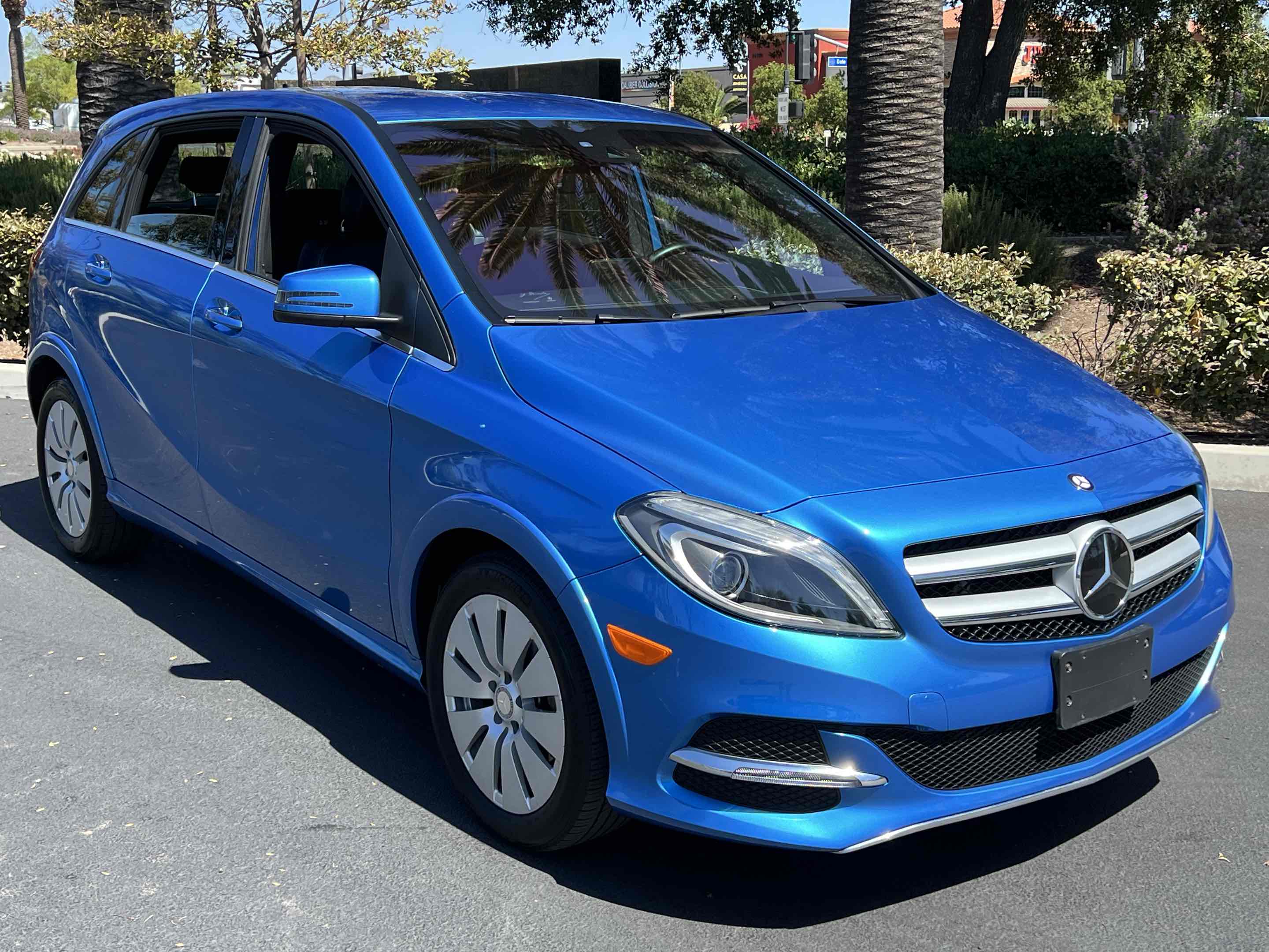 2016 Mercedes Benz B photo 23