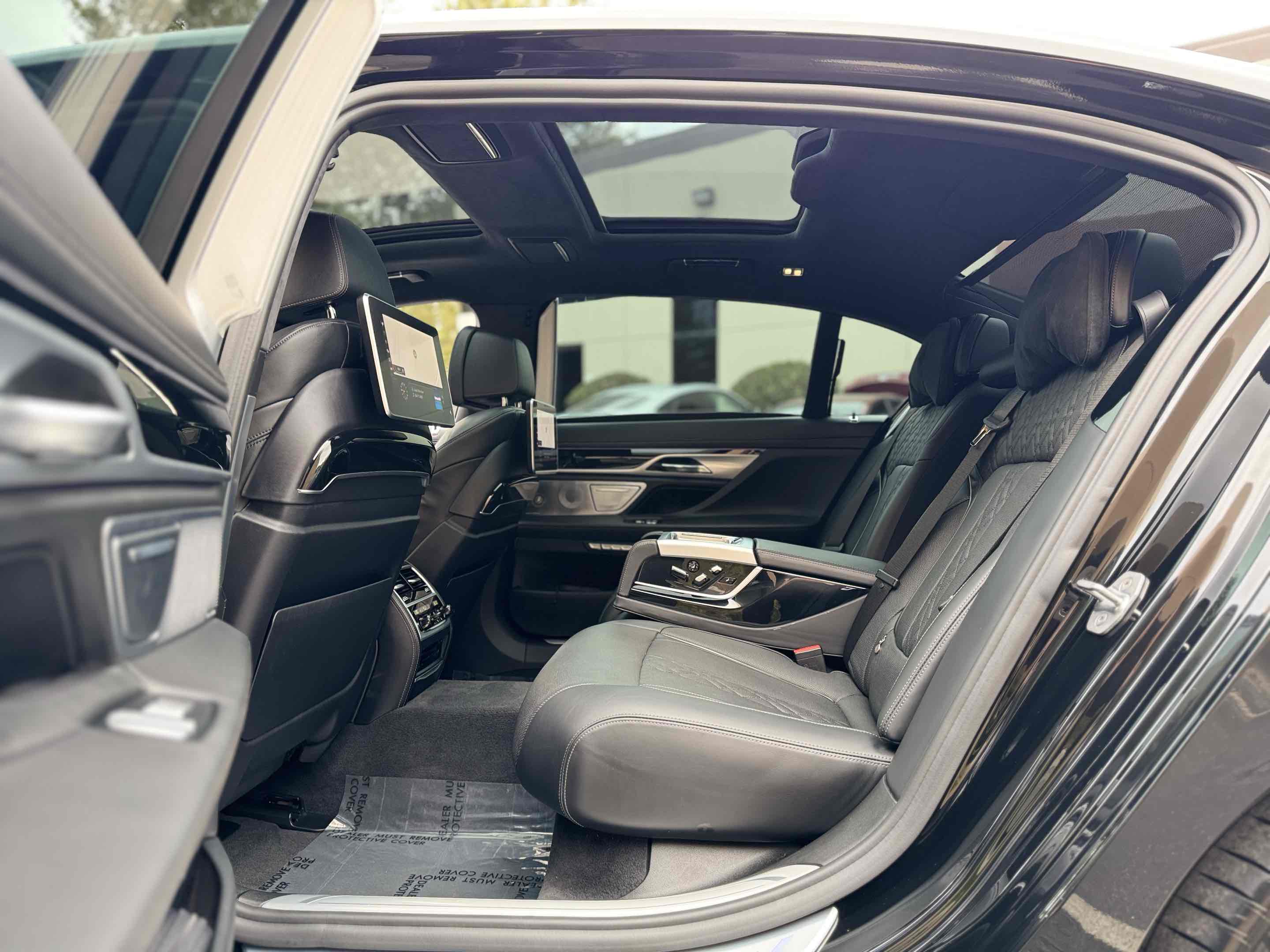 2018 Bmw B7 xDrive Sedan photo 33