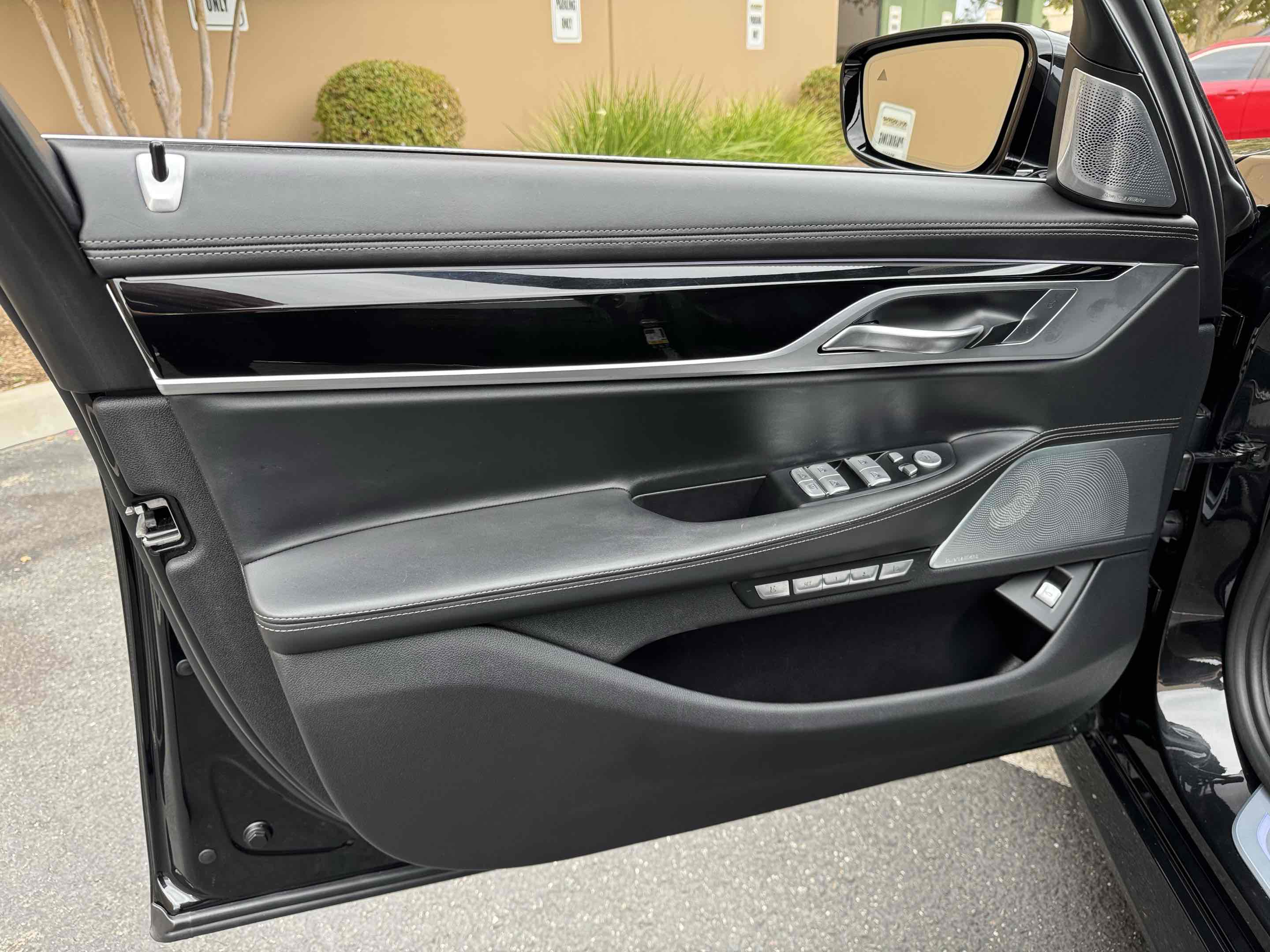 2018 Bmw B7 xDrive Sedan photo 64