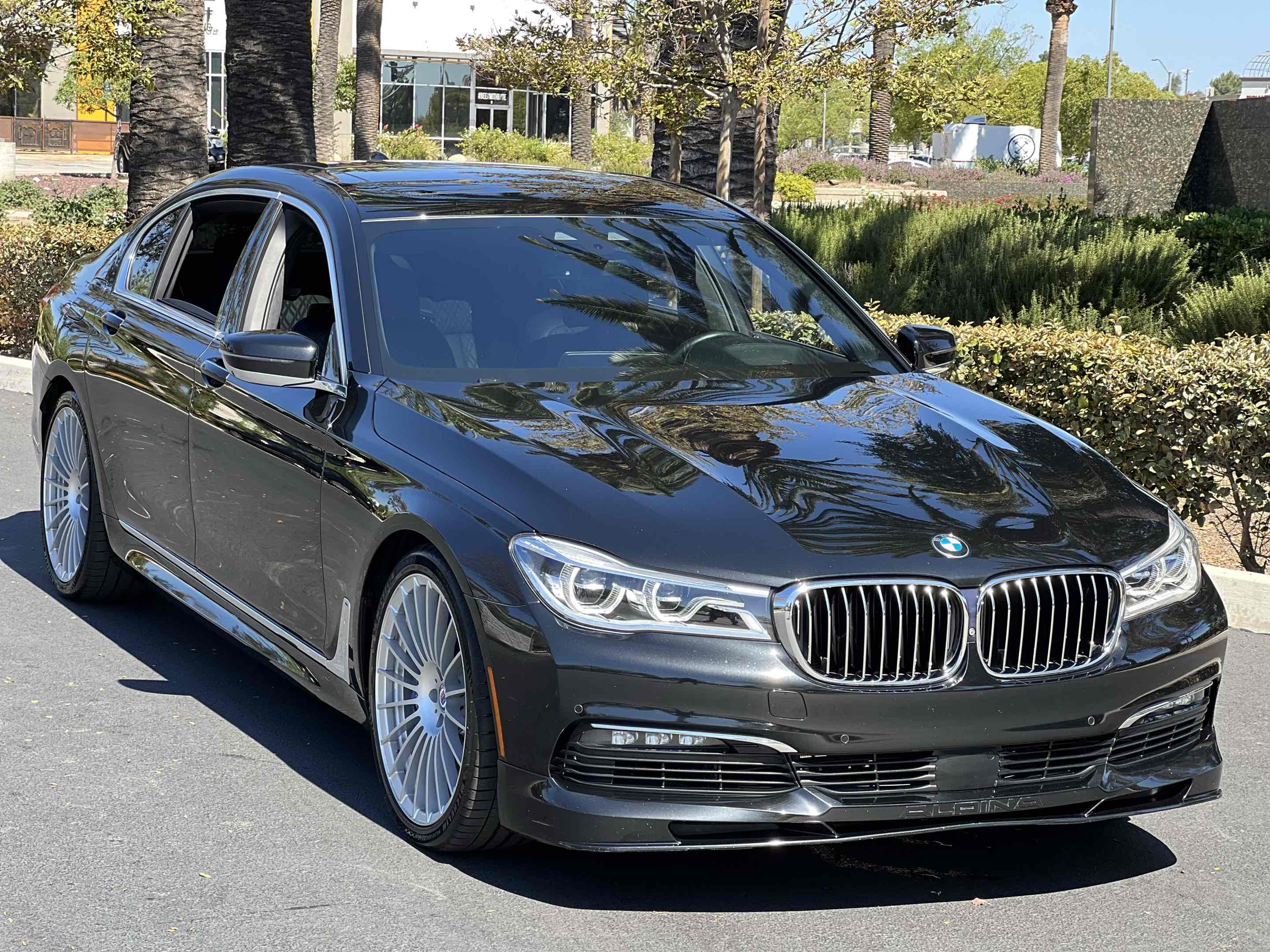2018 Bmw B7 xDrive Sedan photo 25