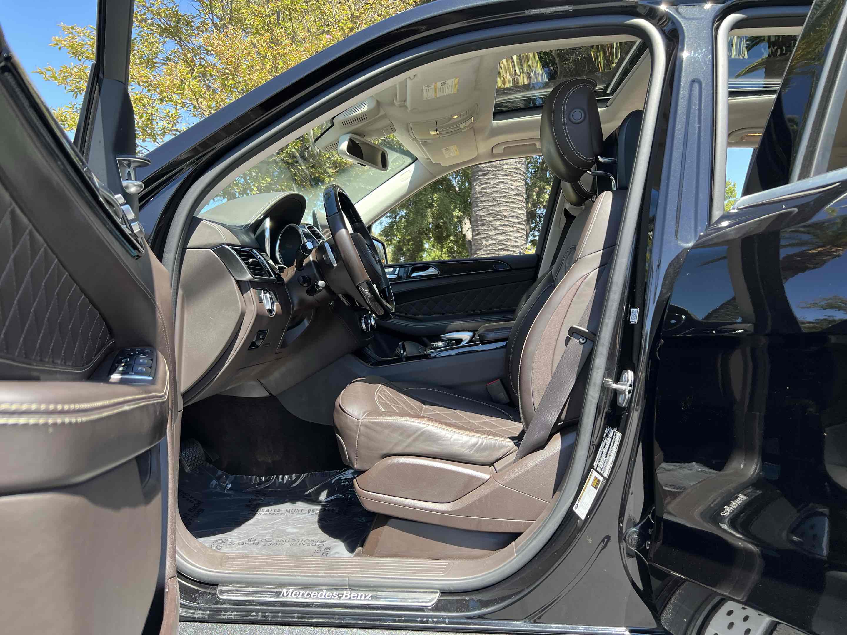 2019 Mercedes Benz GLS 450 4MATIC photo 2