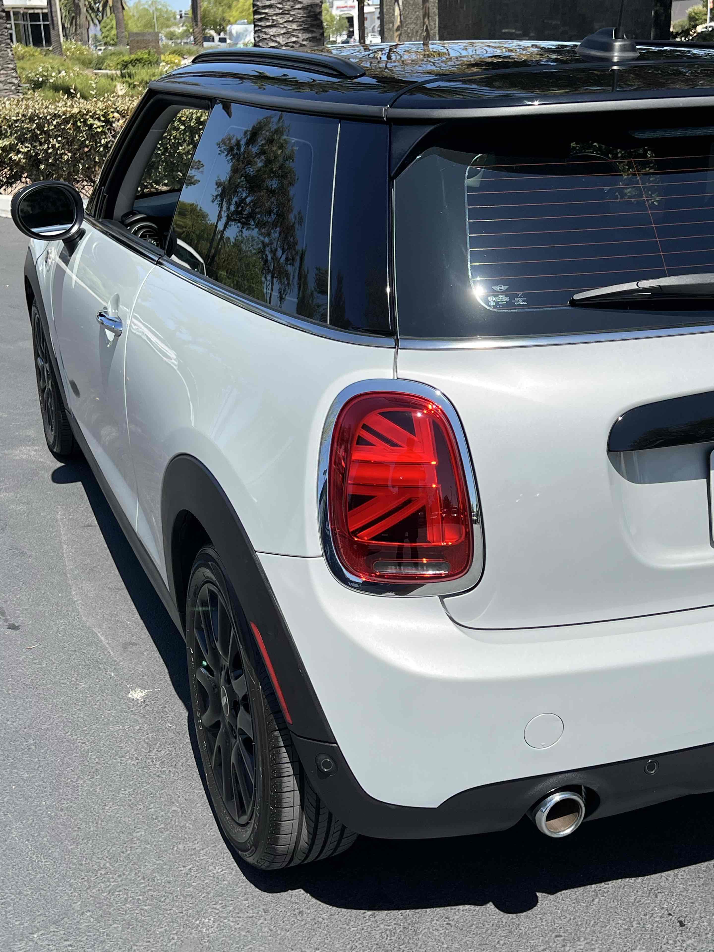2021 Mini Cooper 2 Door Hardtop Signature photo 20