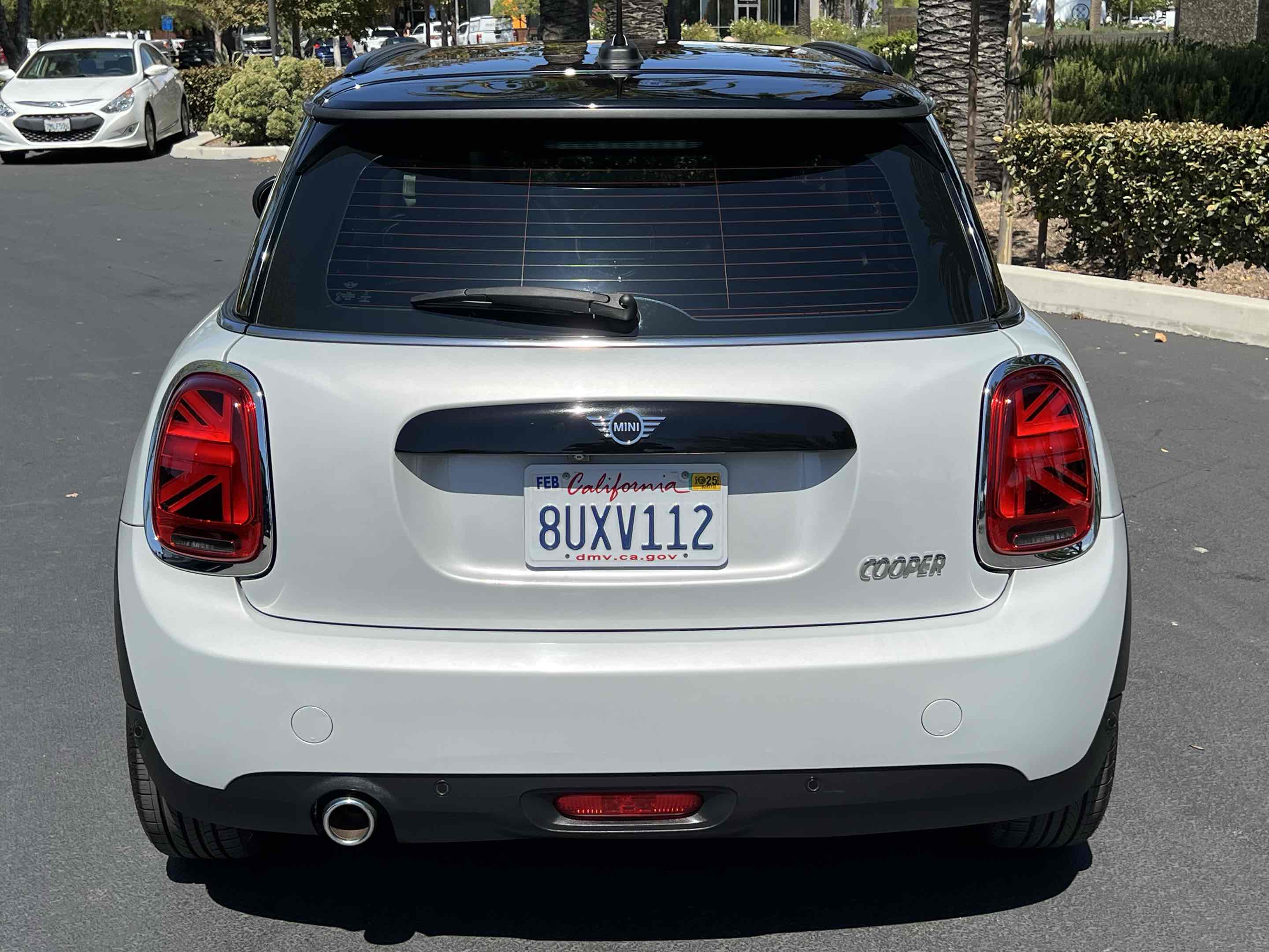 2021 Mini Cooper 2 Door Hardtop Signature photo 25