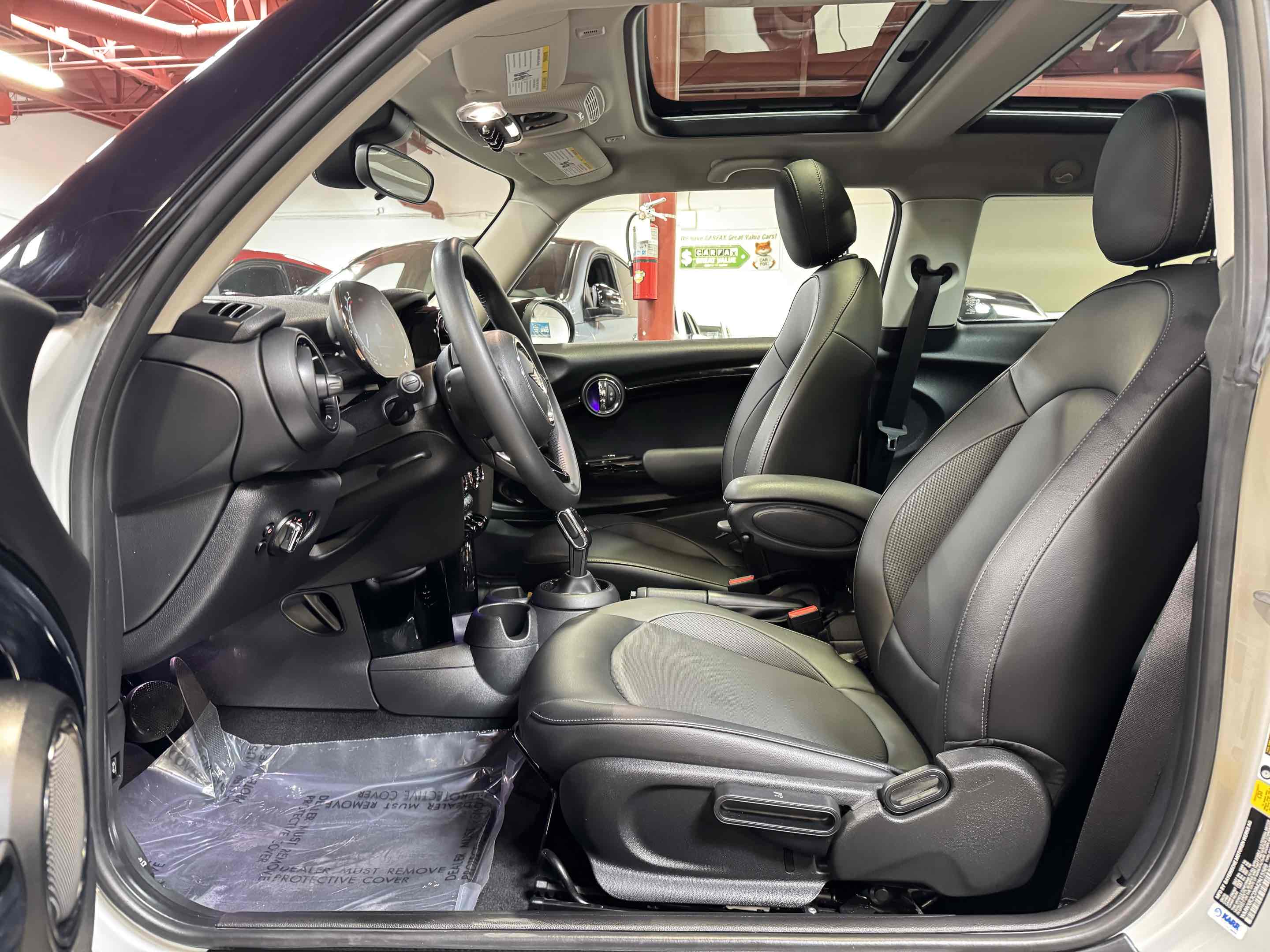 2021 Mini Cooper 2 Door Hardtop Signature photo 60