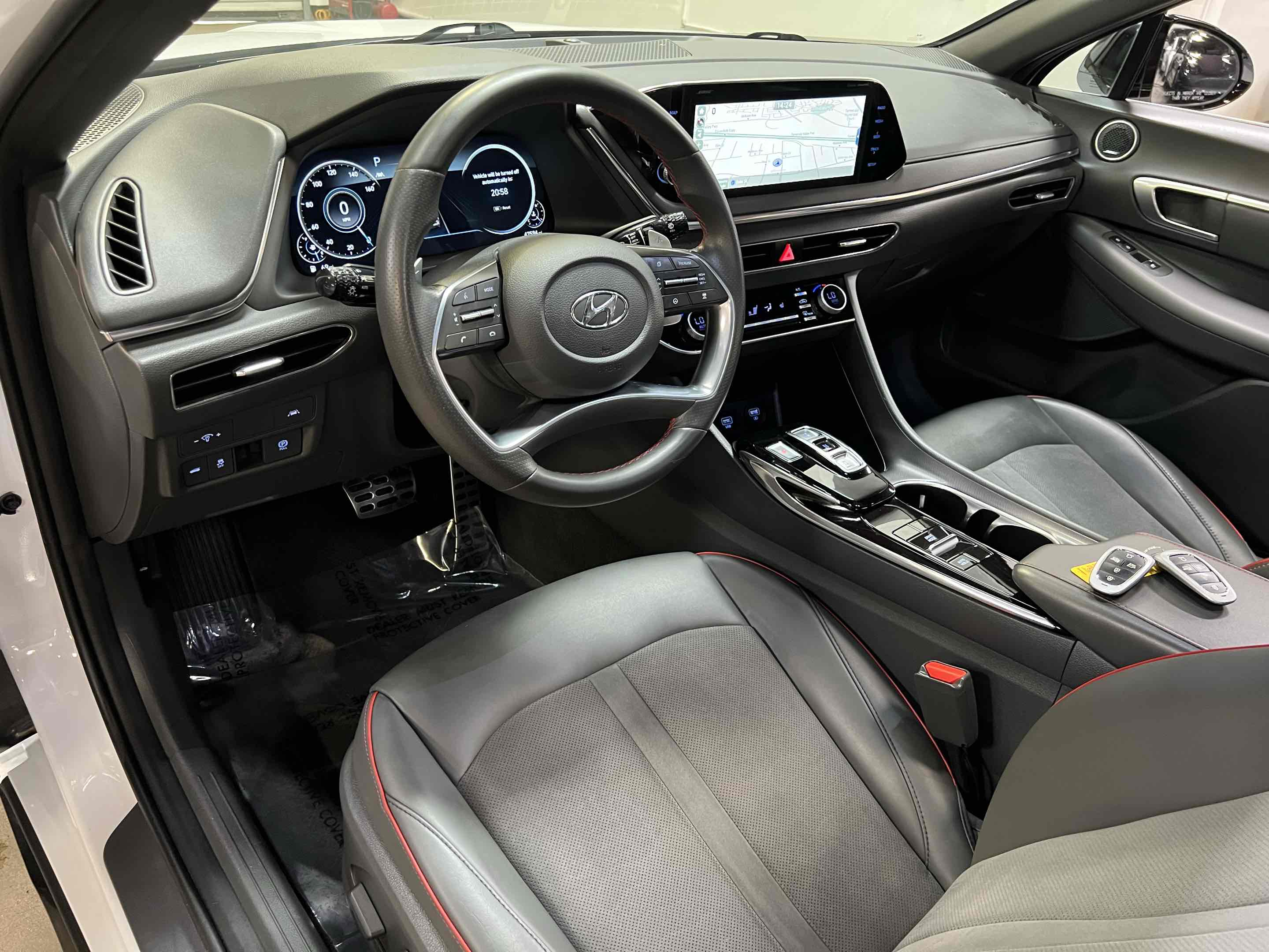 2021 Hyundai Sonata SEL Plus photo 3