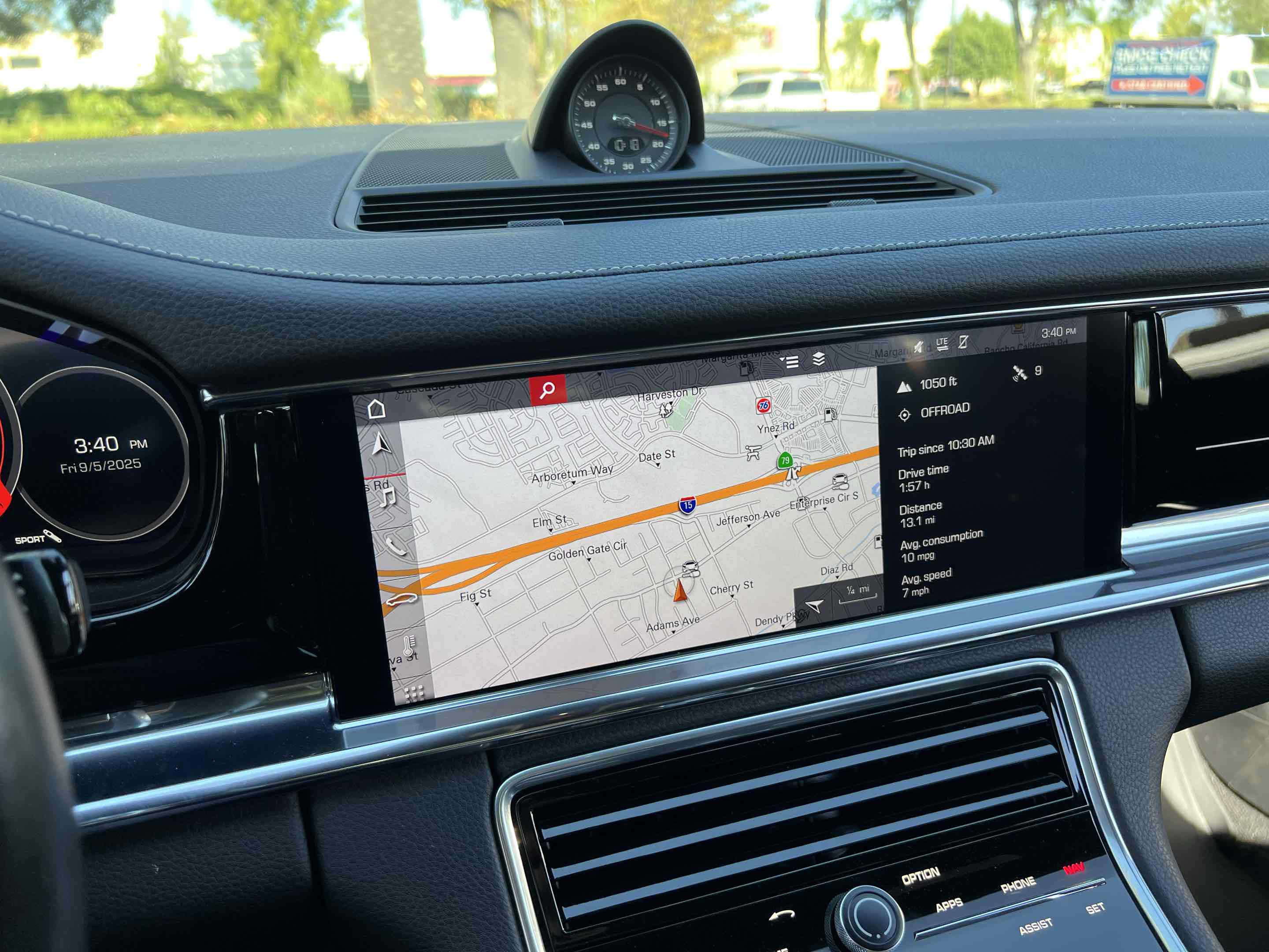 2020 Porsche Panamera 4 photo 10