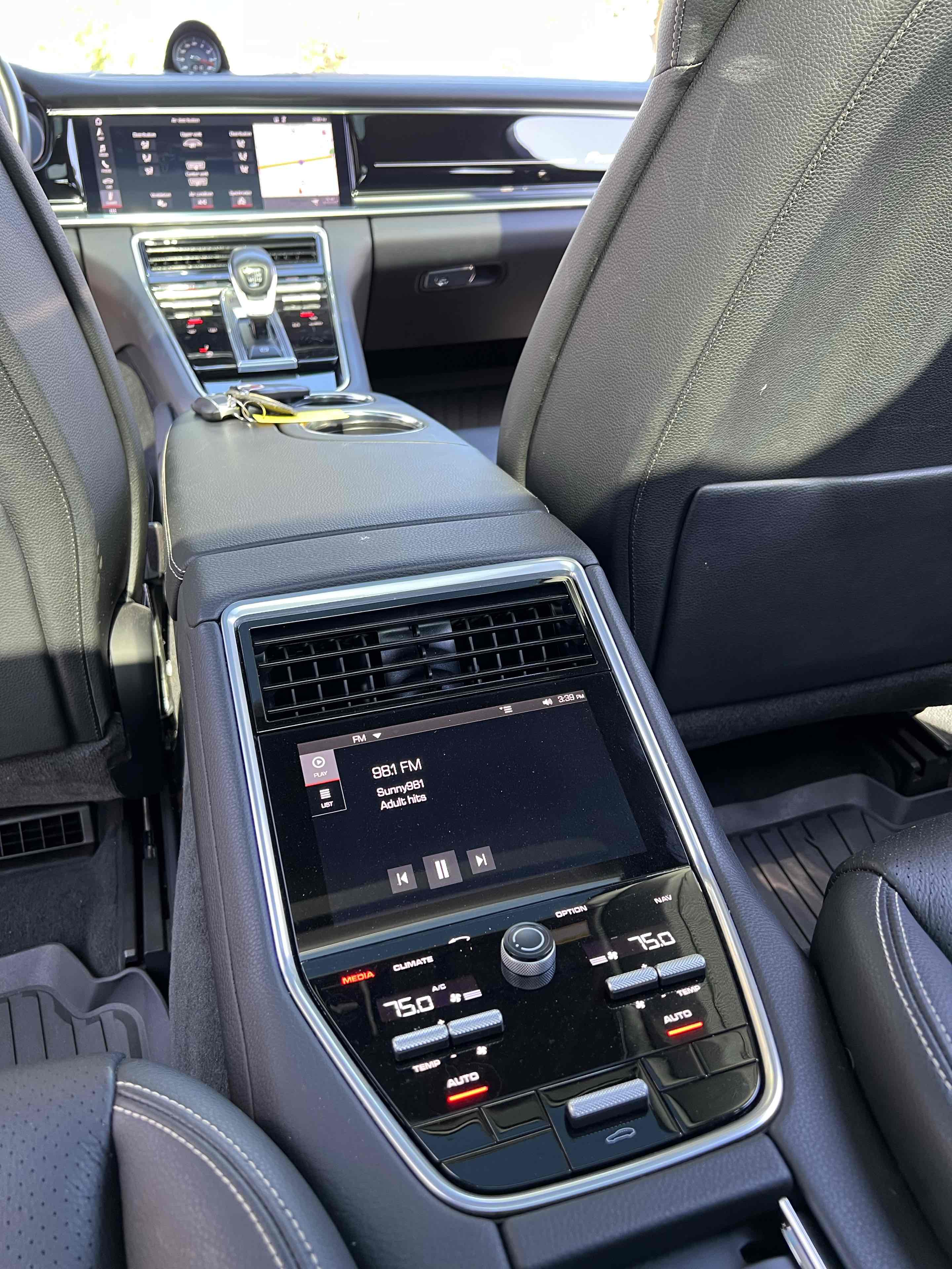 2020 Porsche Panamera 4 photo 15