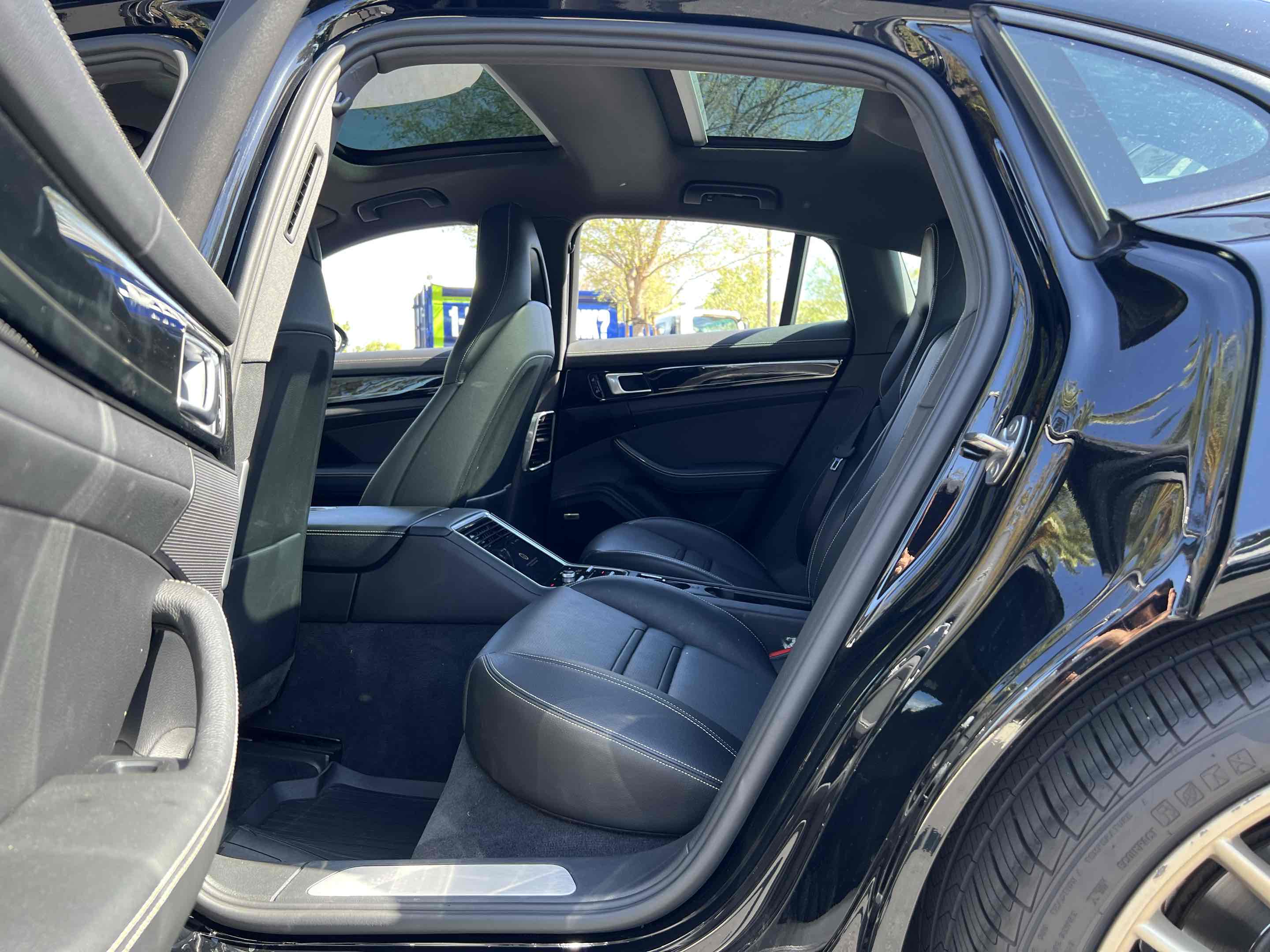 2020 Porsche Panamera 4 photo 17