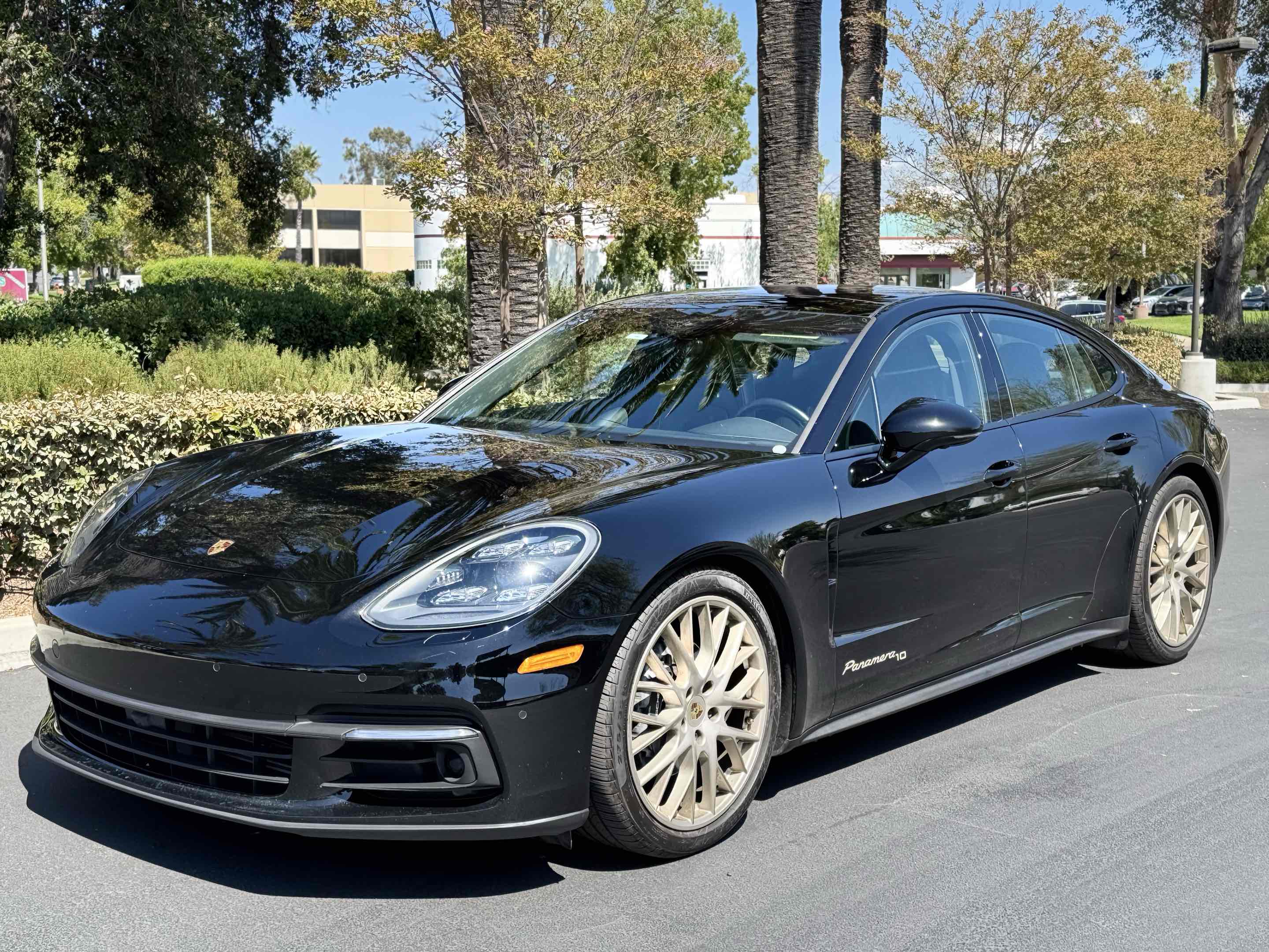 2020 Porsche Panamera 4 photo 26