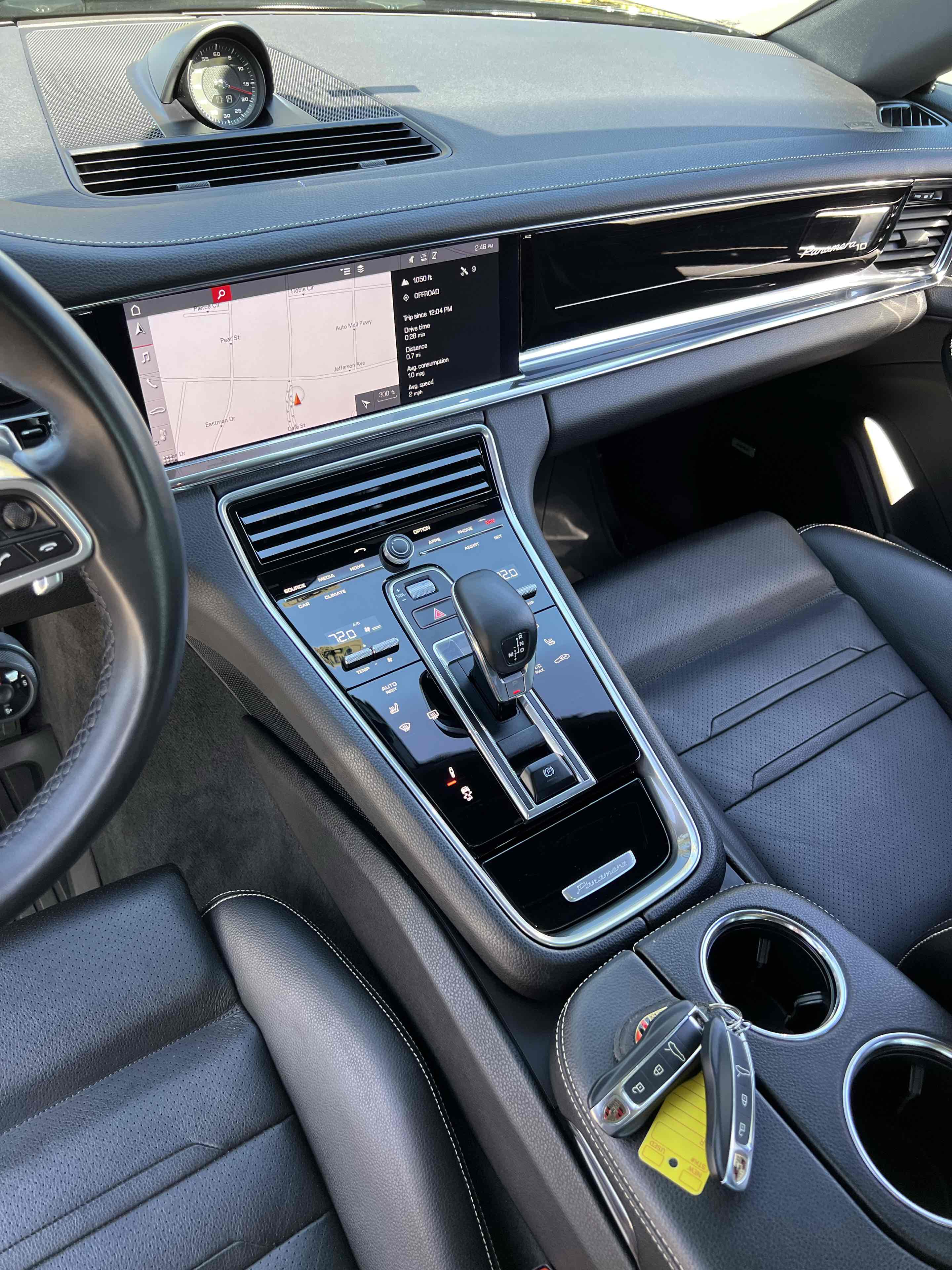 2020 Porsche Panamera 4 photo 35