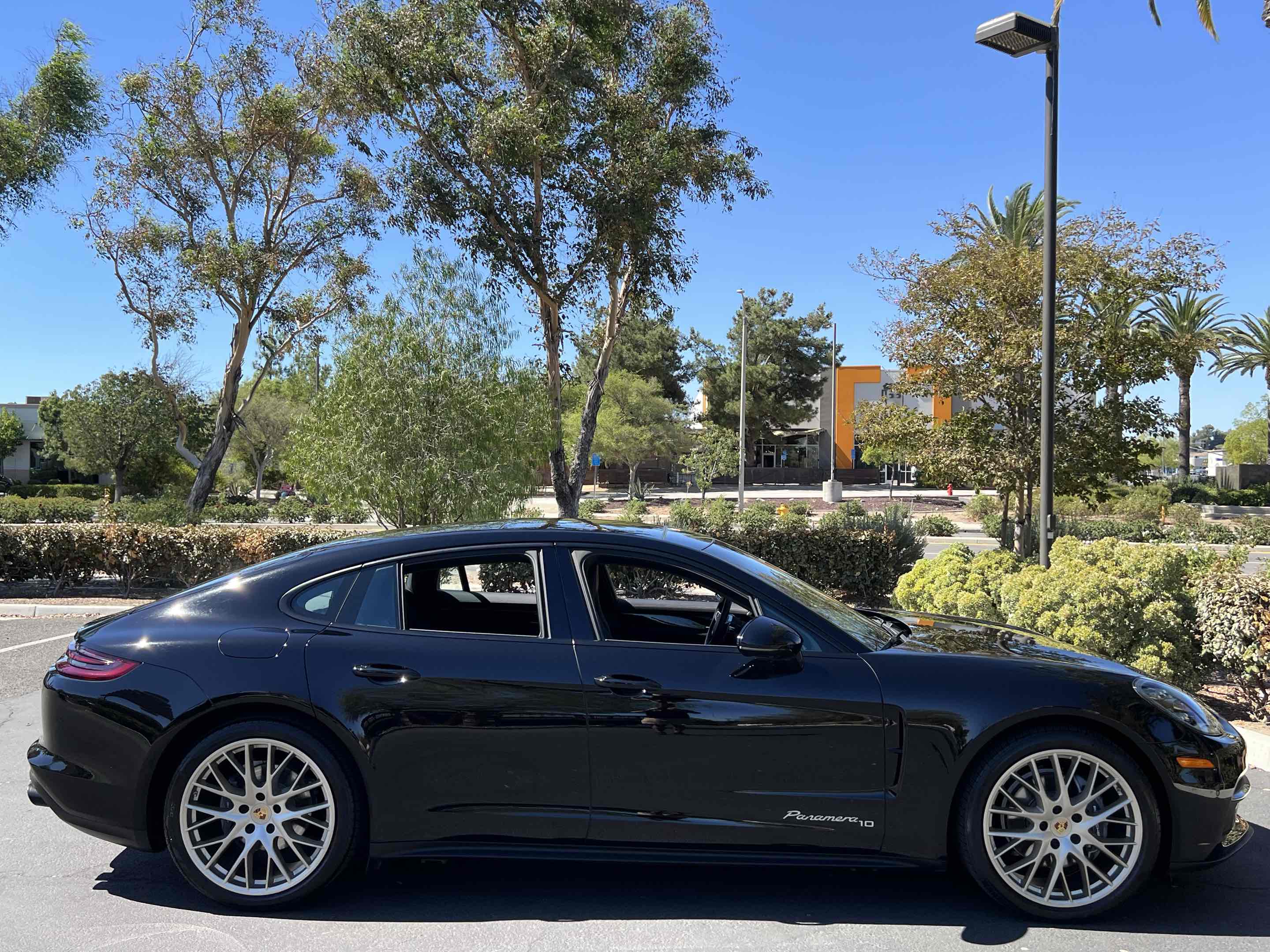 2020 Porsche Panamera 4 photo 58