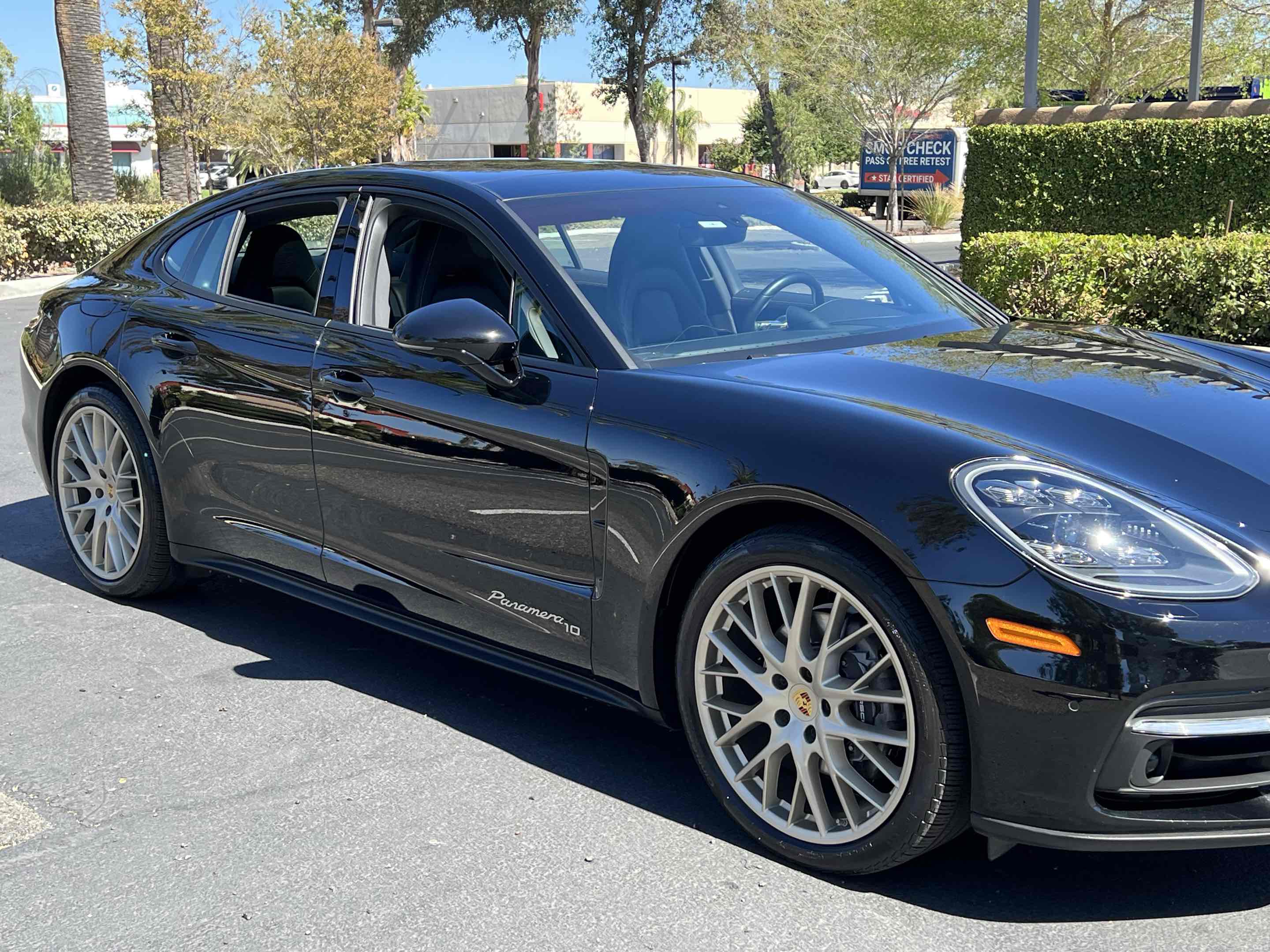 2020 Porsche Panamera 4 photo 60