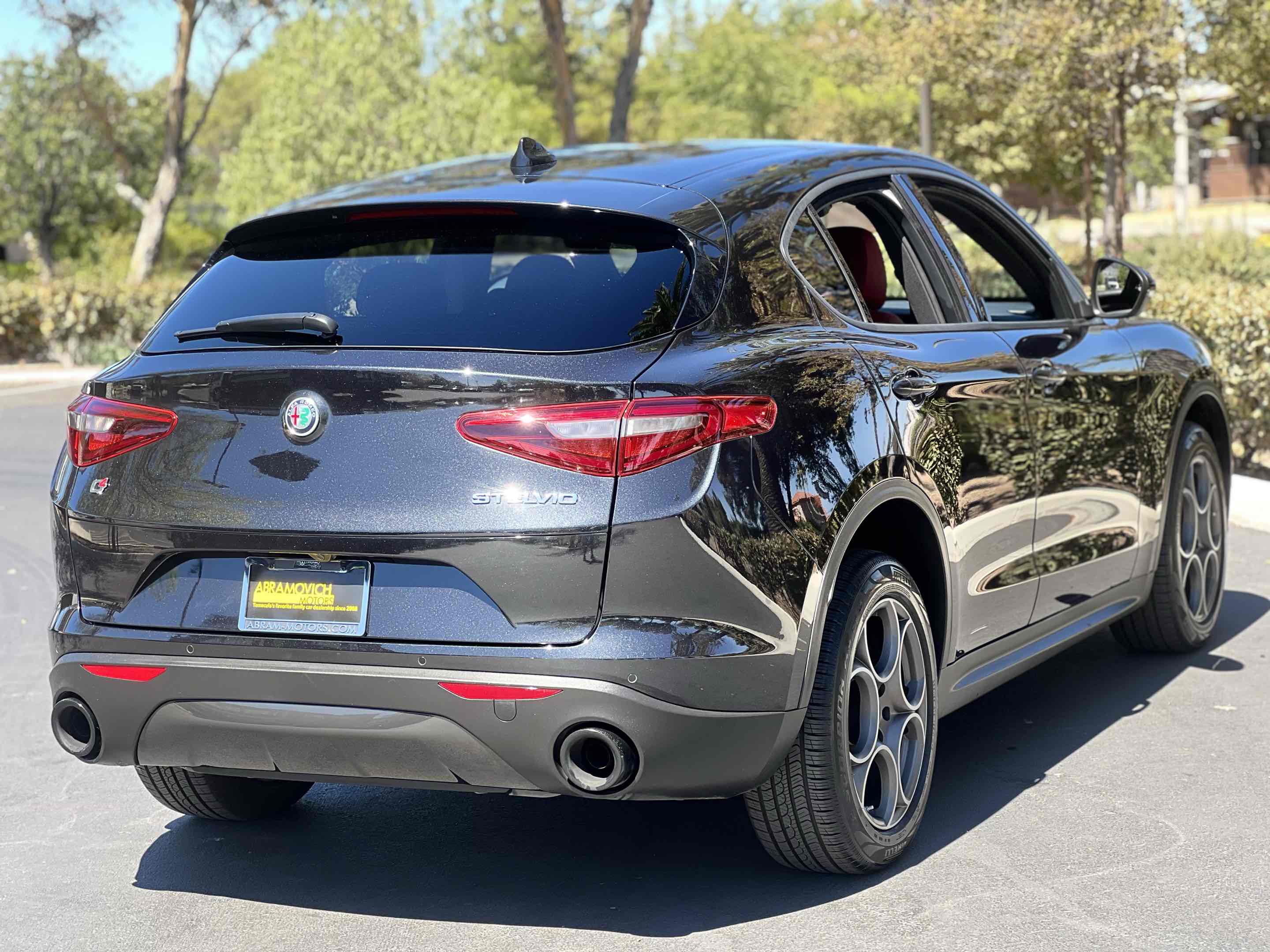 2023 Alfa Romeo Stelvio Sprint photo 56
