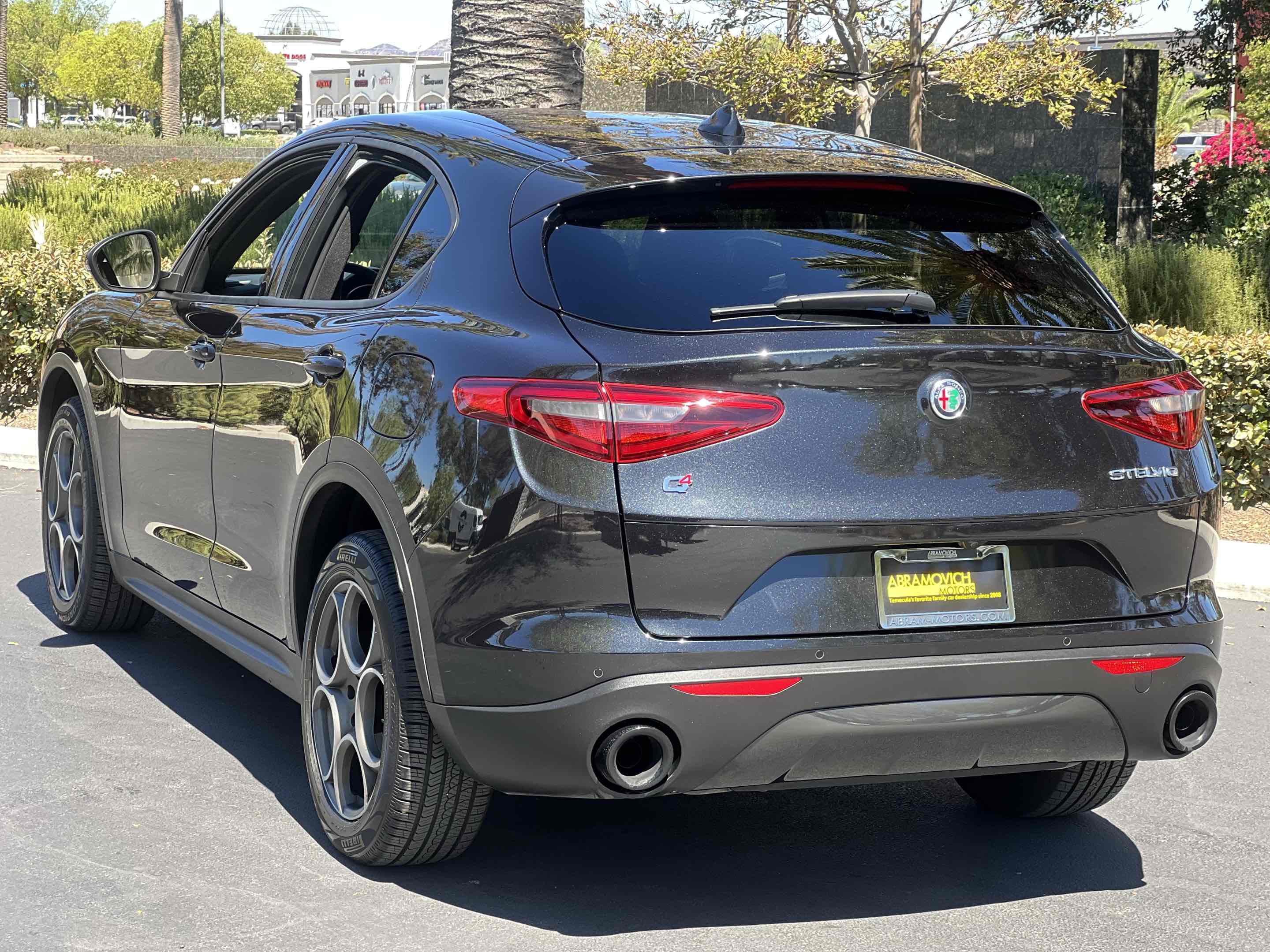2023 Alfa Romeo Stelvio Sprint photo 58