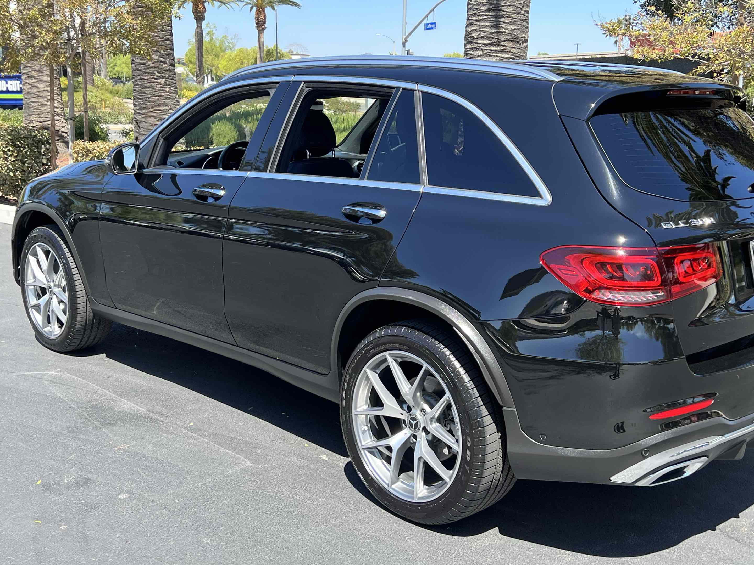 2021 Mercedes Benz GLC 300 4MATIC AMG photo 52