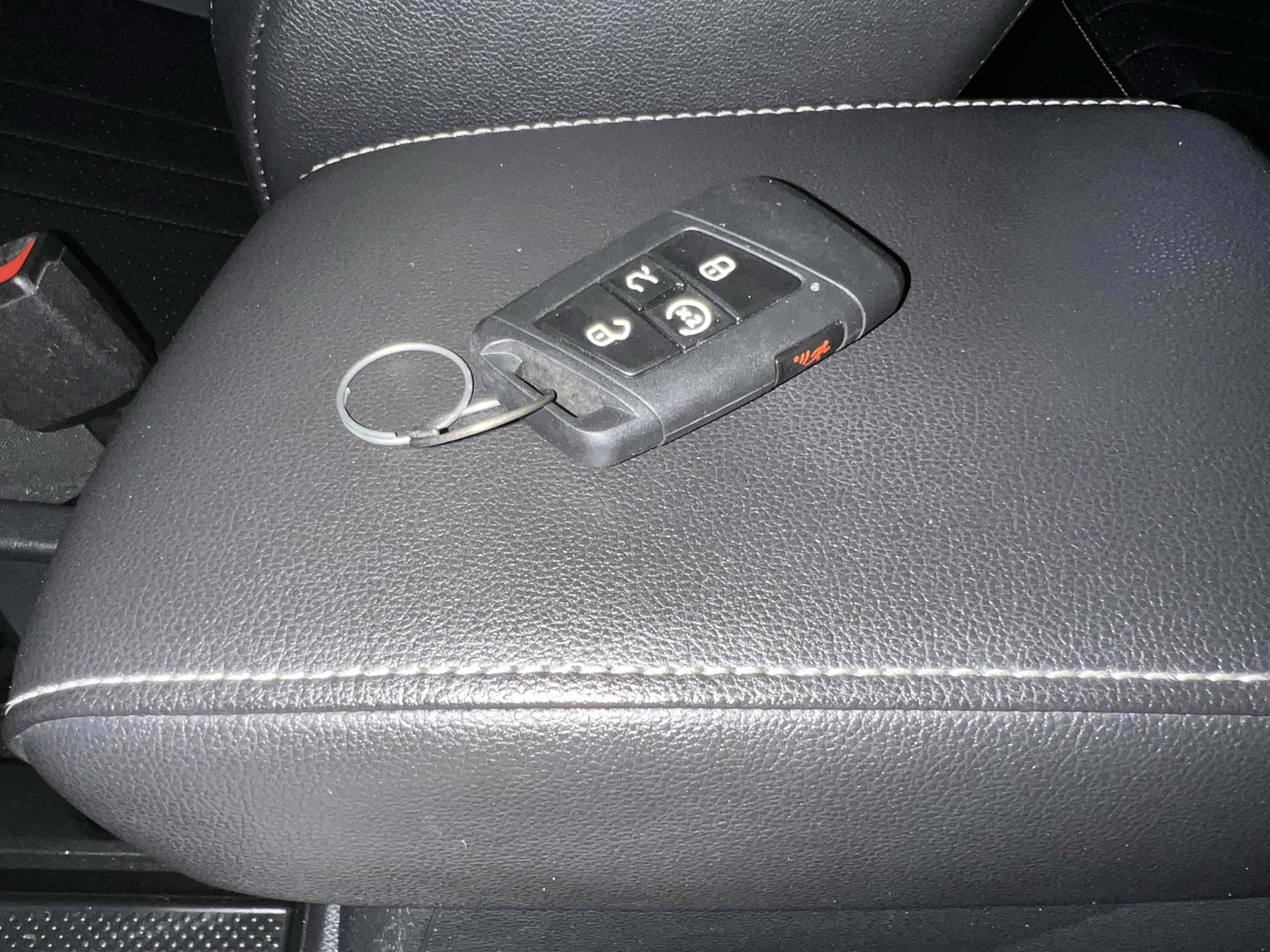 2022 Volkswagen Tiguan SE photo 10