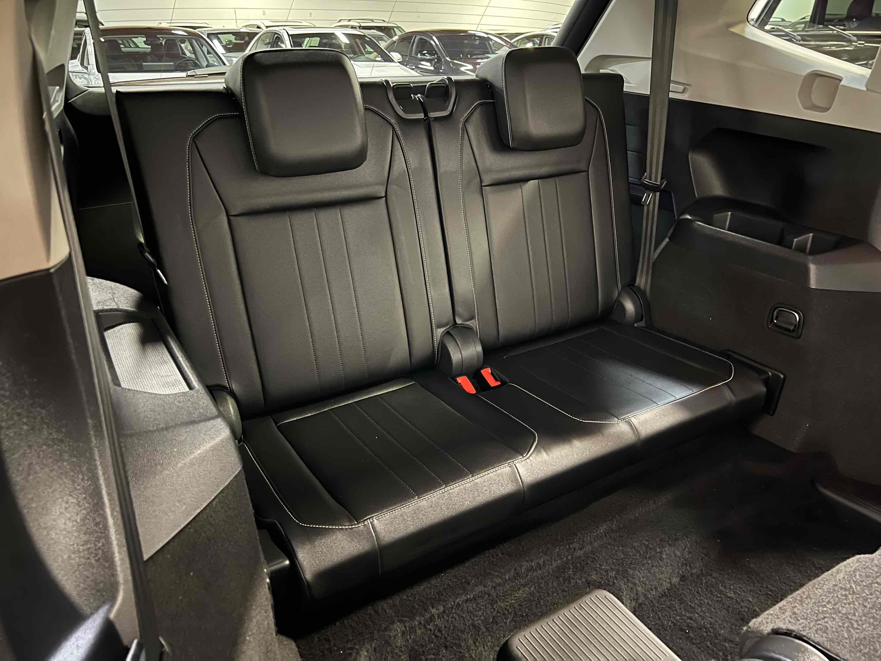 2022 Volkswagen Tiguan SE photo 44