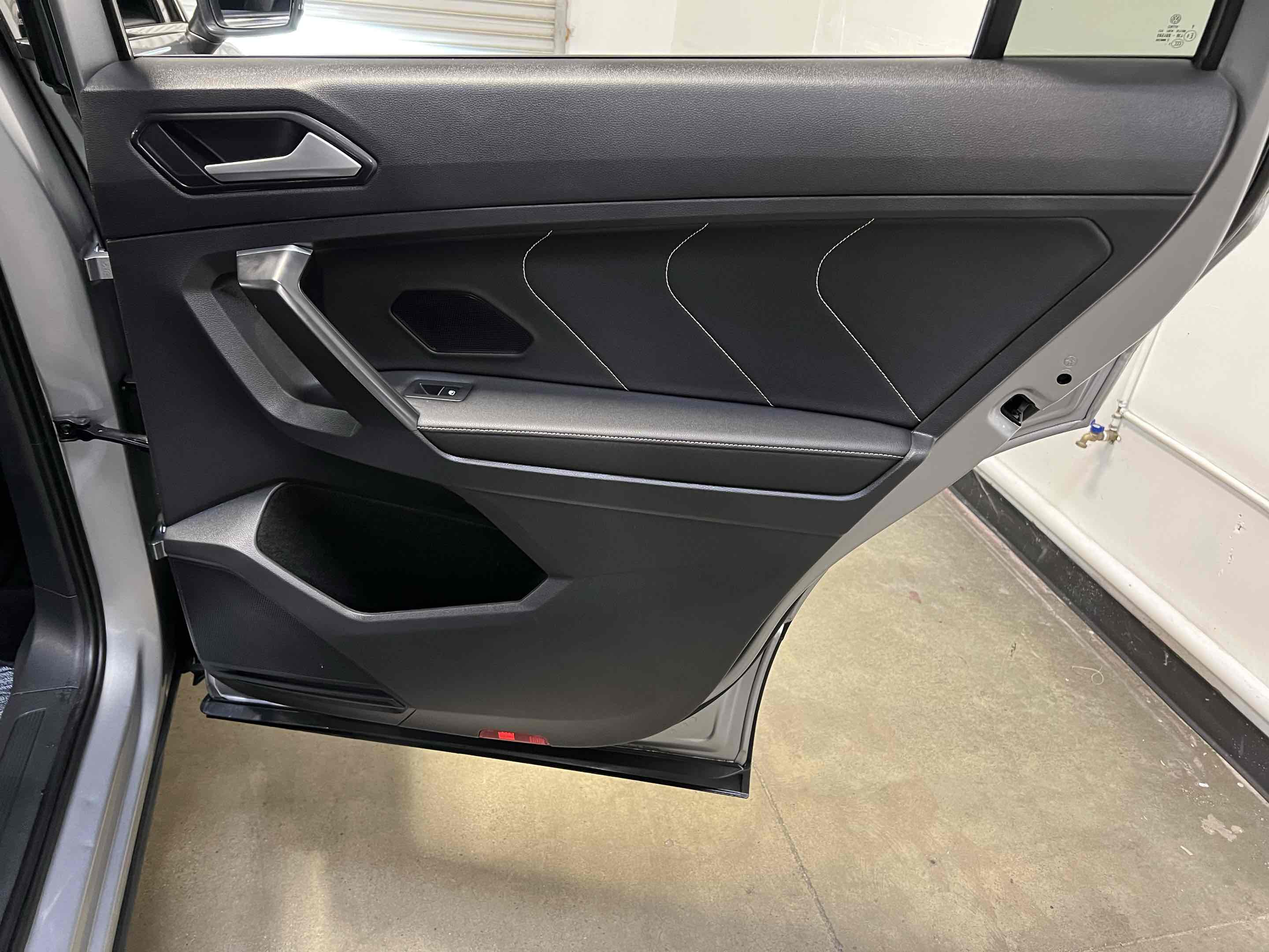 2022 Volkswagen Tiguan SE - Photo 74