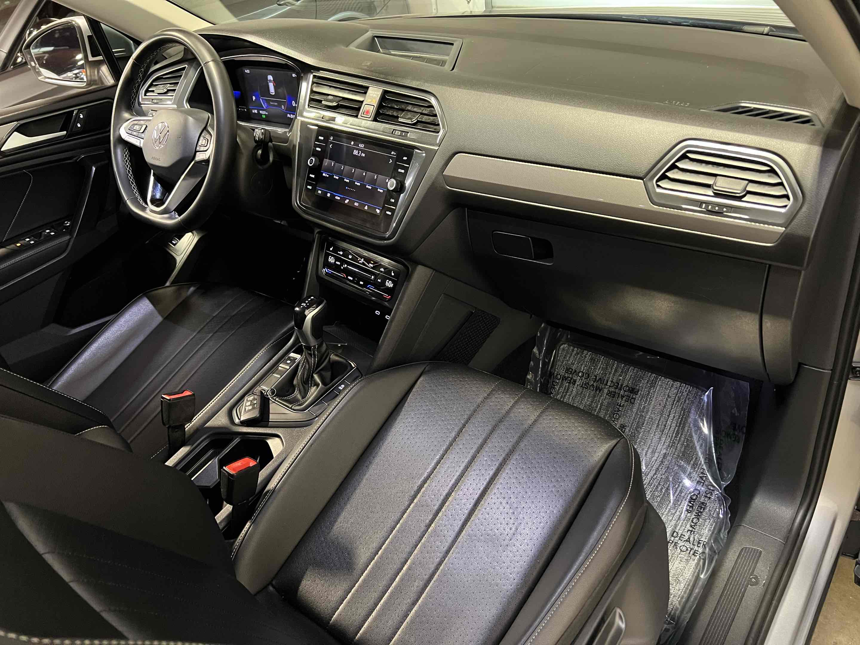2022 Volkswagen Tiguan SE photo 43