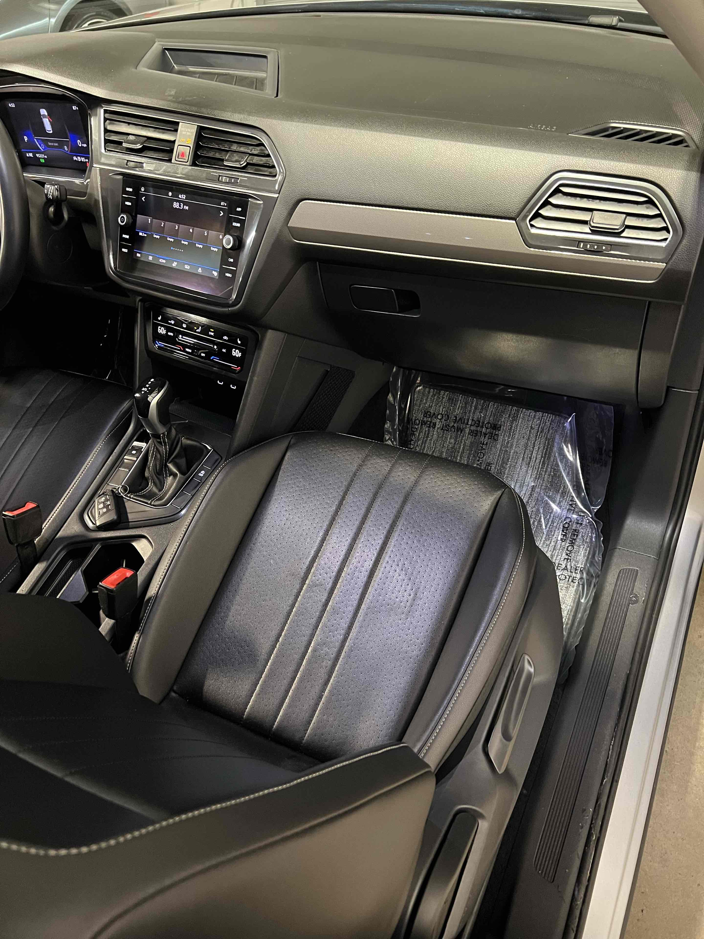 2022 Volkswagen Tiguan SE photo 45
