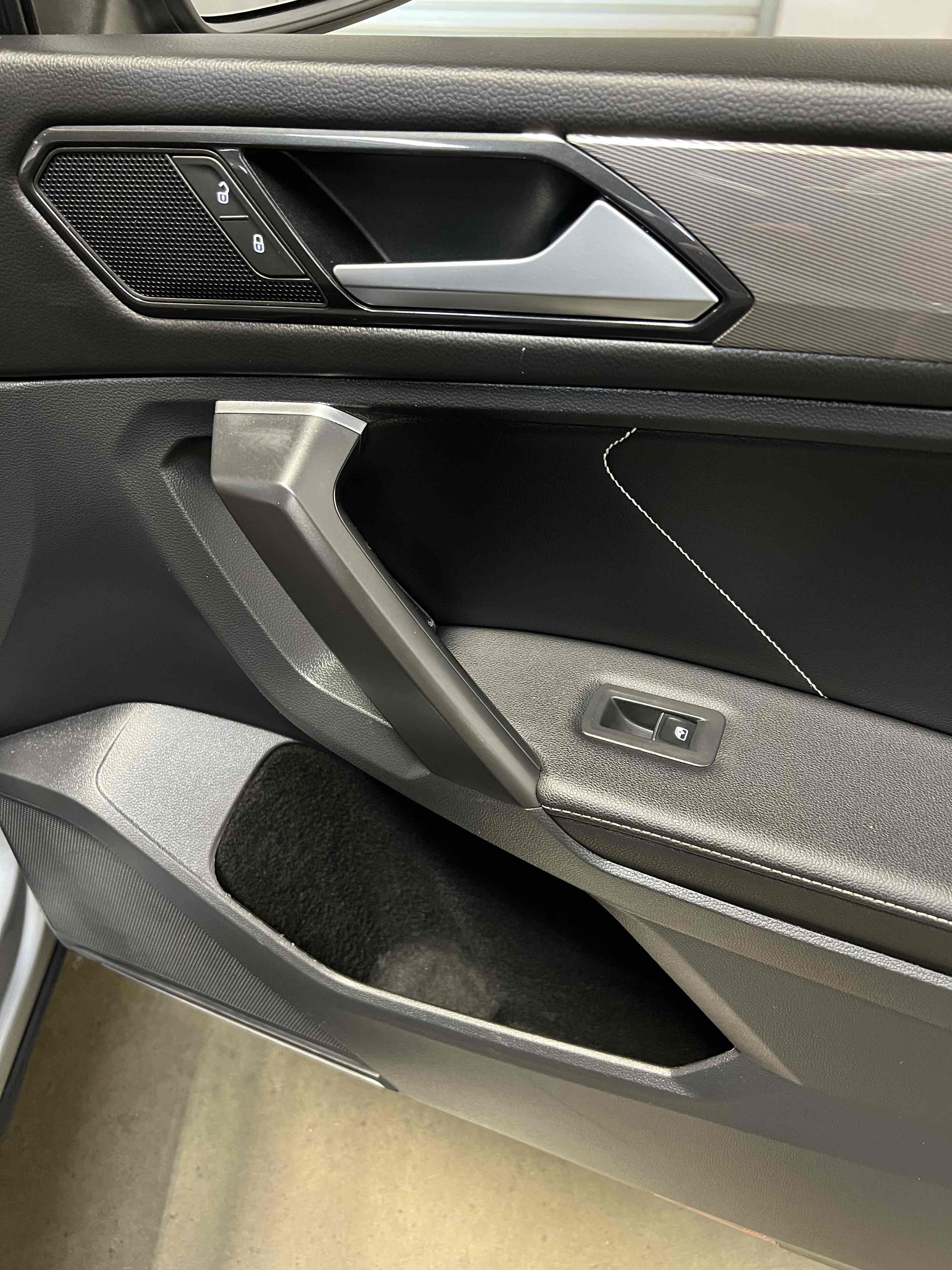 2022 Volkswagen Tiguan SE - Photo 70