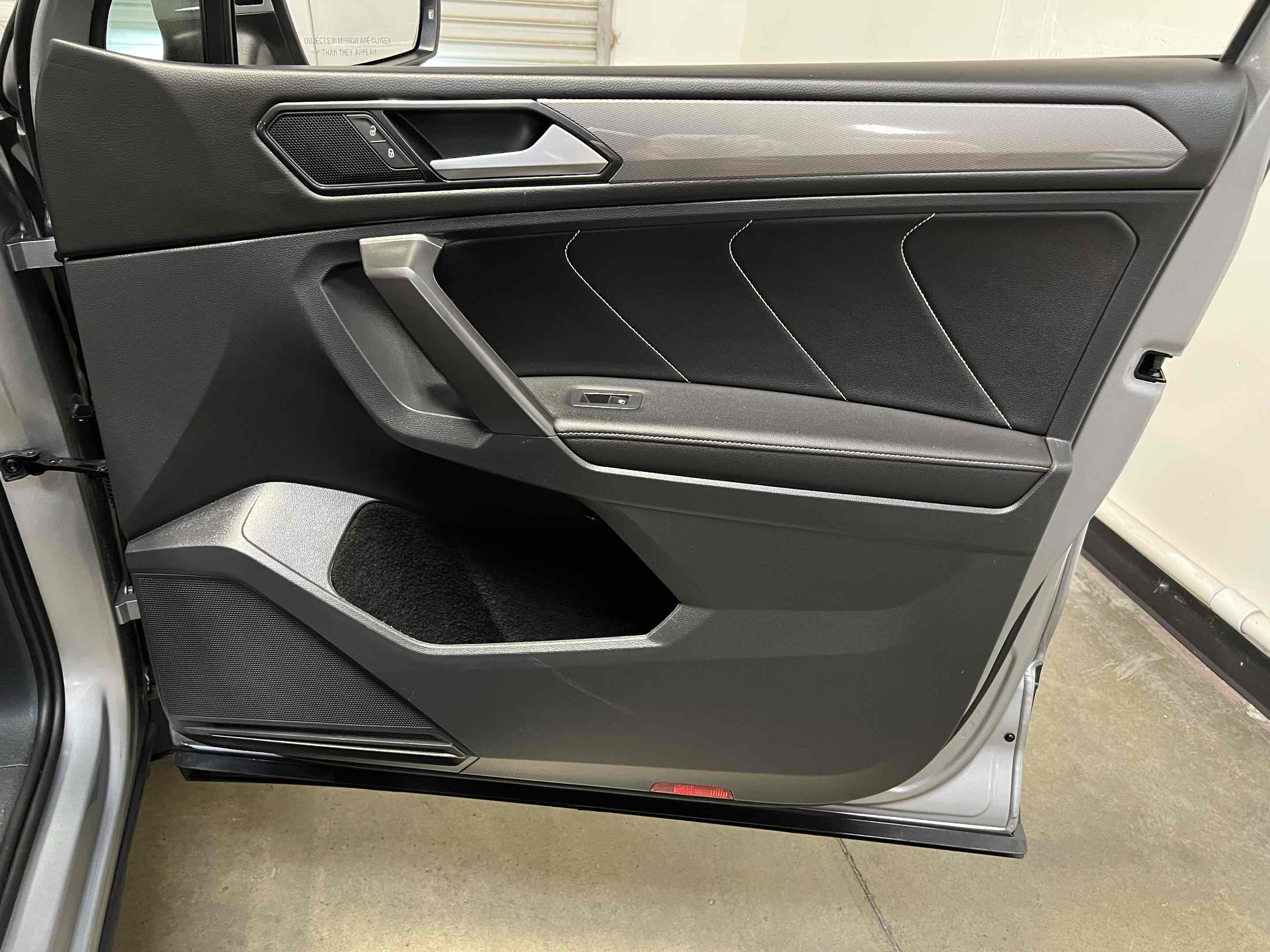 2022 Volkswagen Tiguan SE - Photo 72